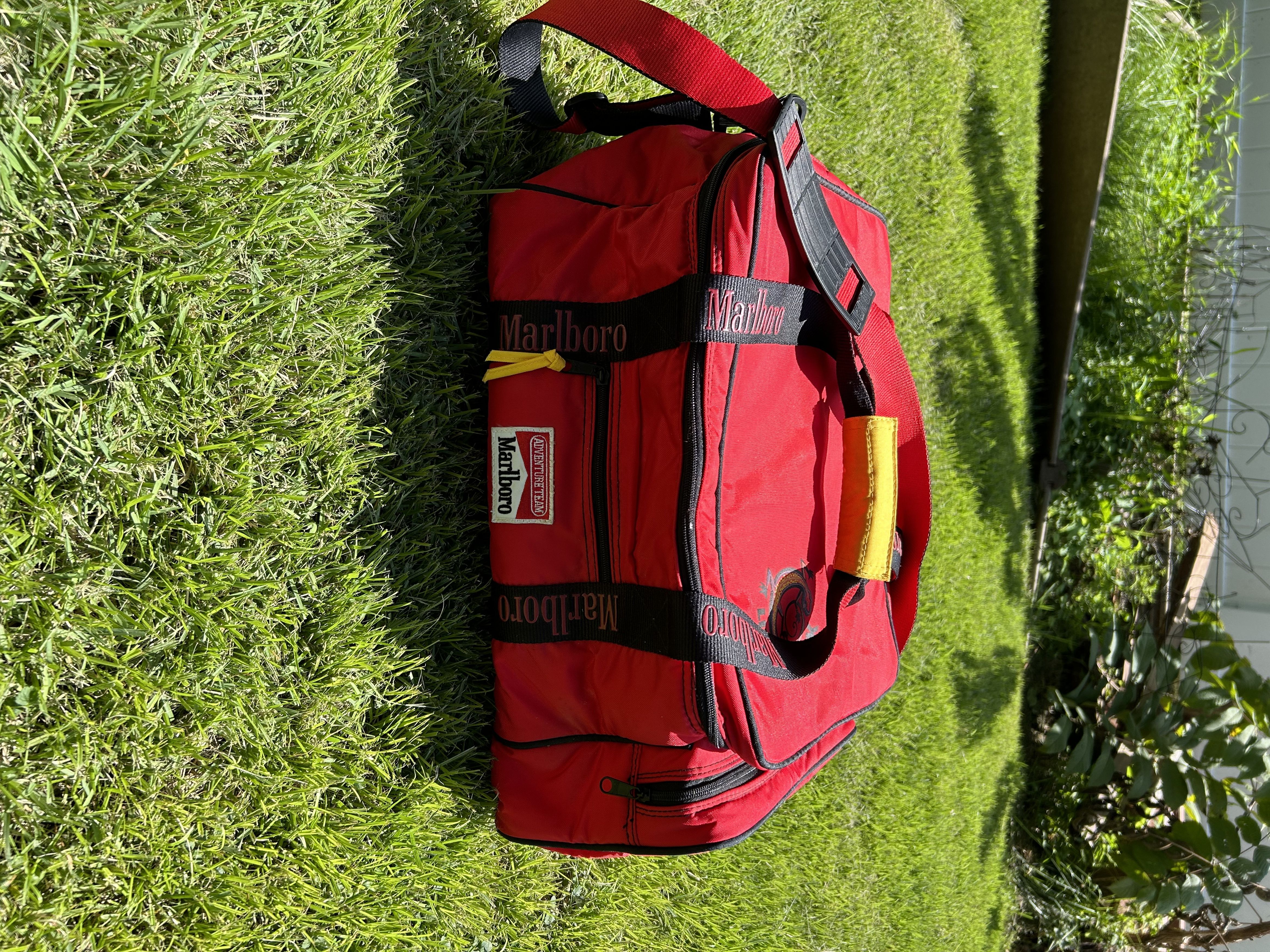 バッグ 90s Marlboro LIZARD ROCK Back Pack Marlboro Lizard Rock Bag | Grailed