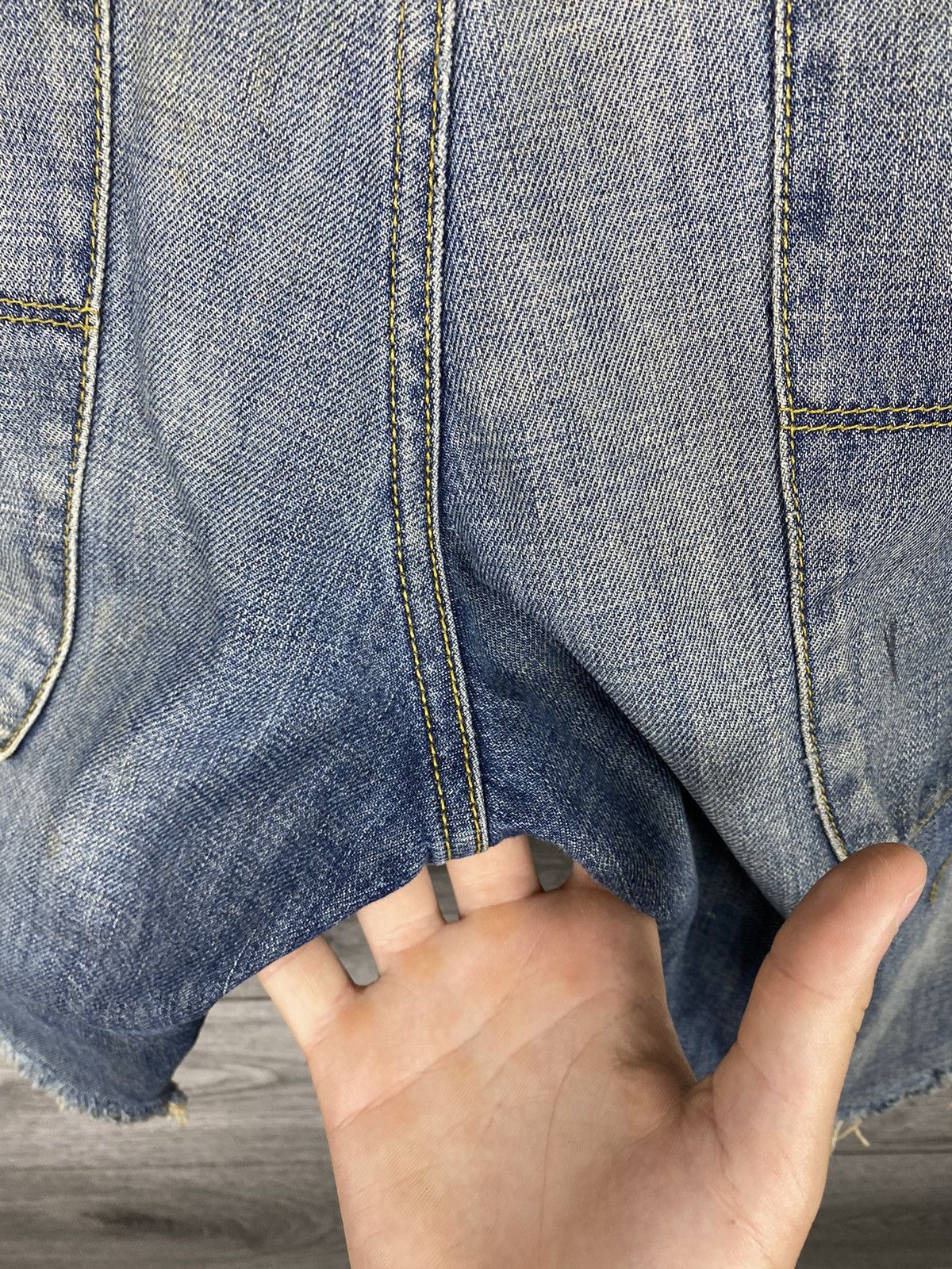 Allsaints Mens Vintage Allsaints Denim Distressed Shorts Y2K Size US 34 / EU 50 - 9 Thumbnail