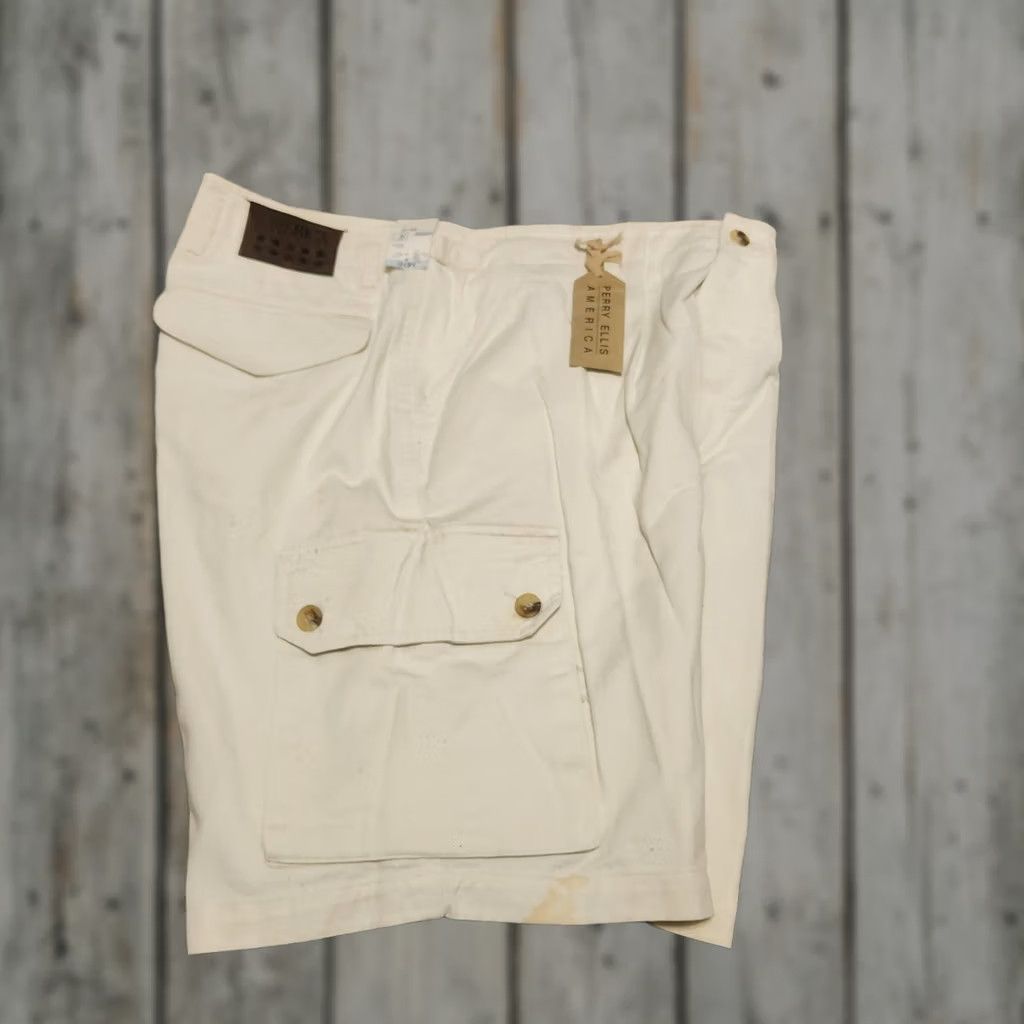 Perry Ellis Perry Ellis Denim Shorts 36 Men Beige Flat Front 5-Pocket Regular Jeans NWT Vintage Deadstock (MS) Size US 36 / EU 52 - 1 Thumbnail