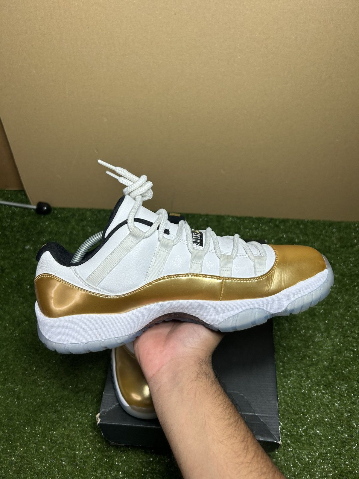 Jordan Brand Jordan 11 low closing ceremony Size US 10.5 / EU 43-44 - 4 Thumbnail