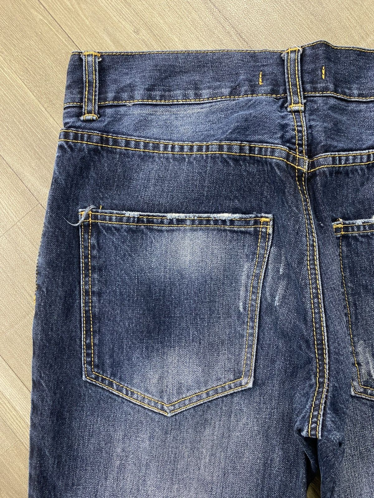 Dolce & Gabbana 2000s Dolce Gabbana Distressed Faded Straight Jeans Luxury Size US 34 / EU 50 - 11 Thumbnail