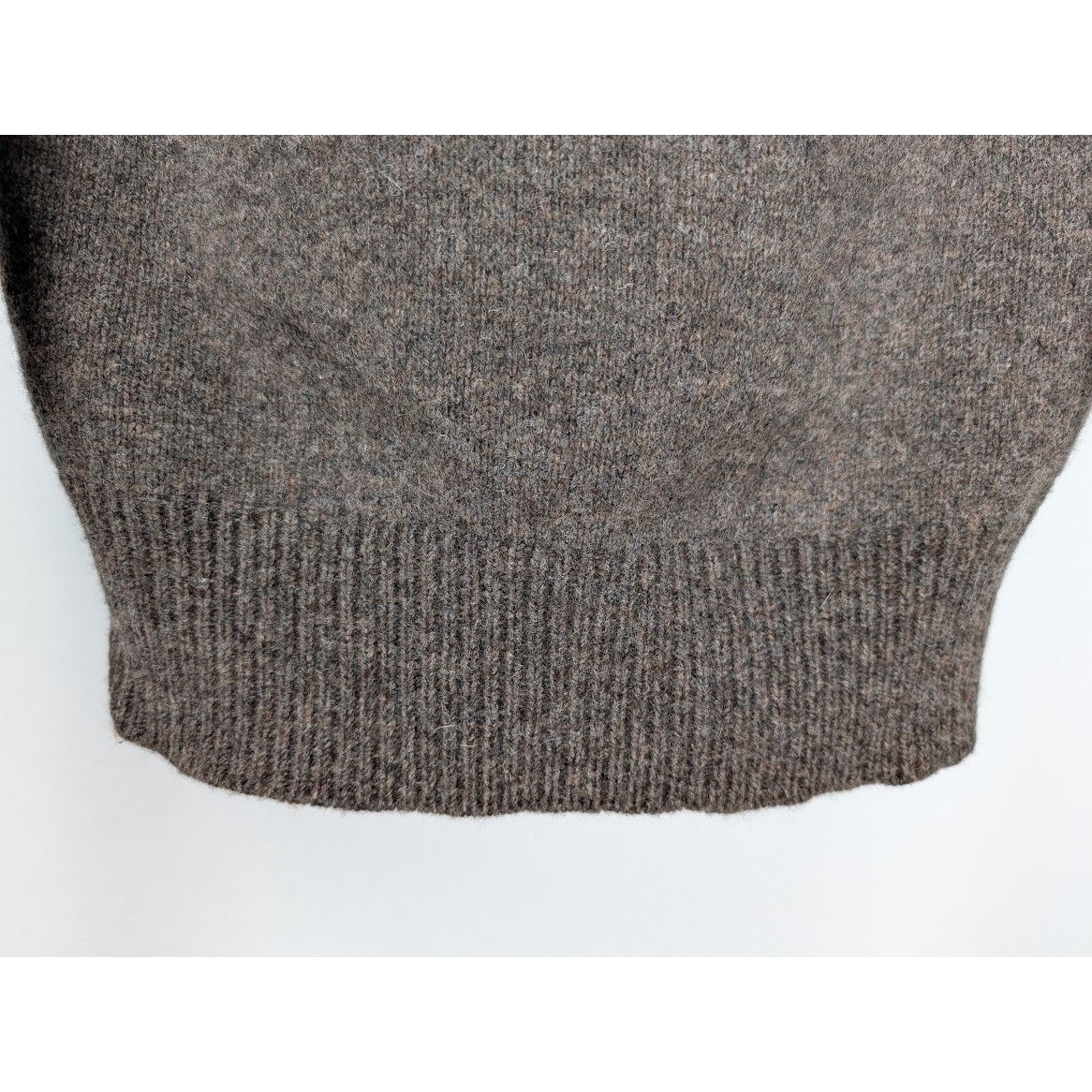 Tom Ford o1rshd1 CC20 Cashmere Sweater in Brown Size US M / EU 48-50 / 2 - 6 Thumbnail