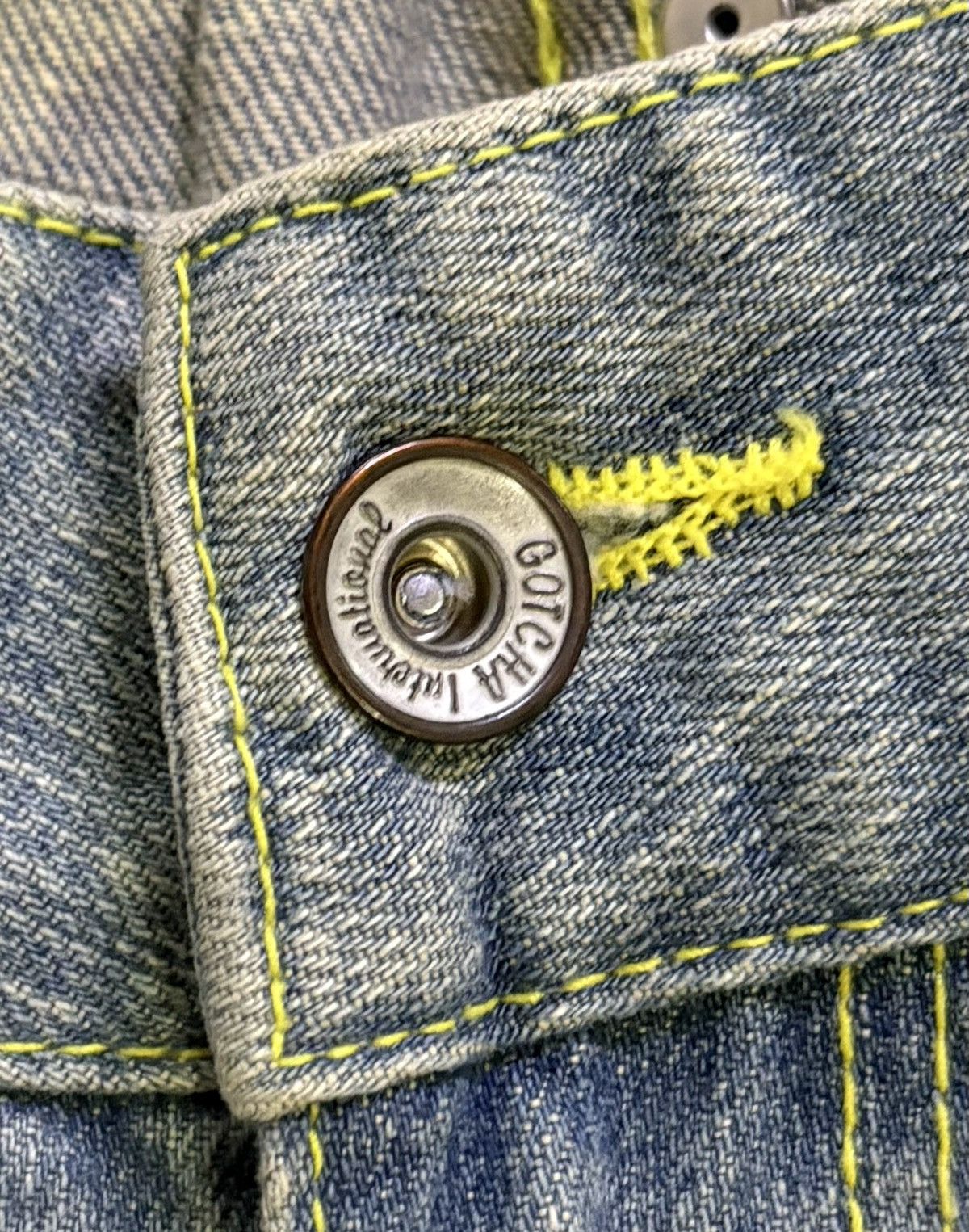 Gotcha × Vintage Vintage Japanese Brand Gotcha Back Side Leather Pocket Denim Size US 31 - 13 Thumbnail