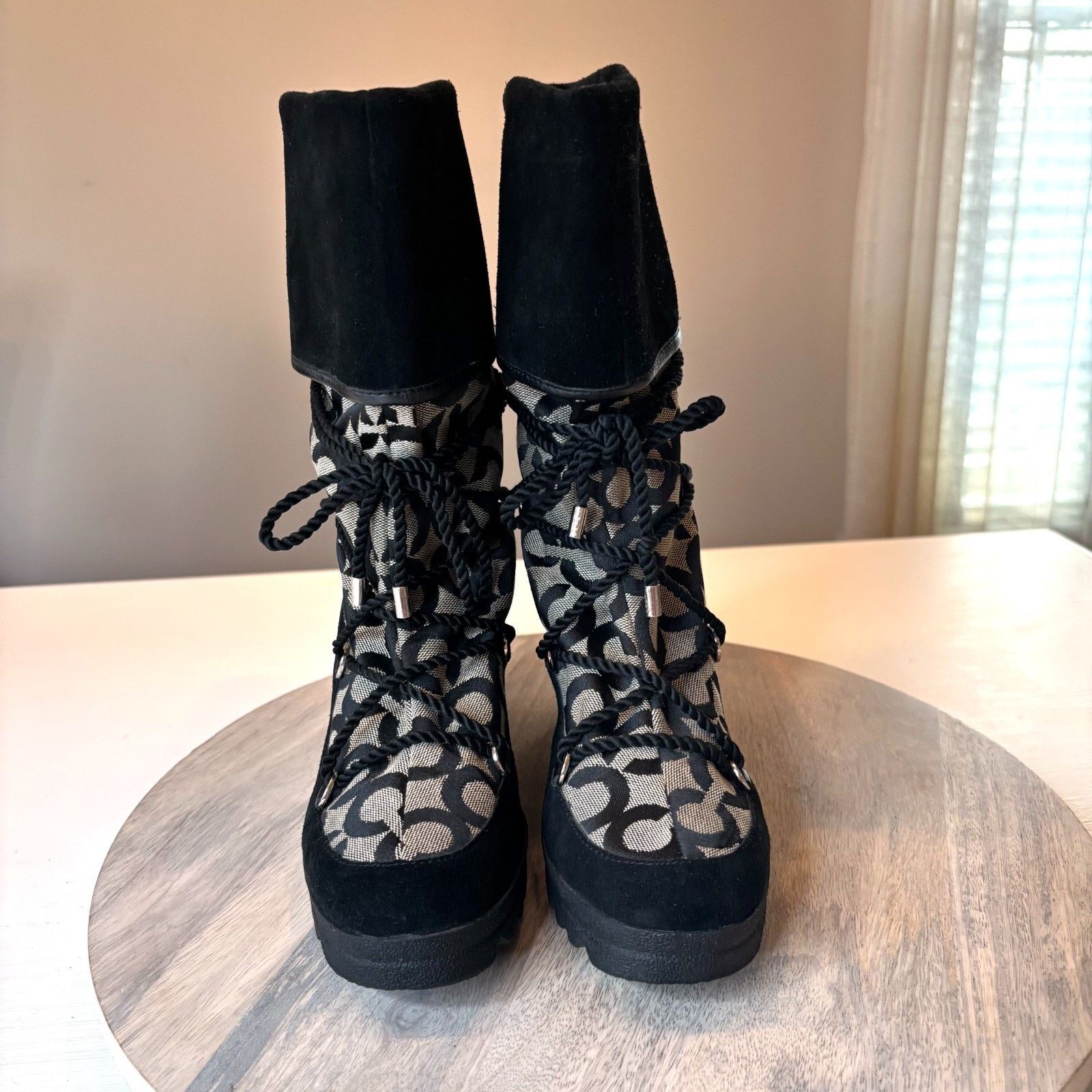 Coach Coach Signature Wedge Winter Boots Black Suede Women's 7.5 Size US 7.5 / IT 37.5 - 4 Thumbnail
