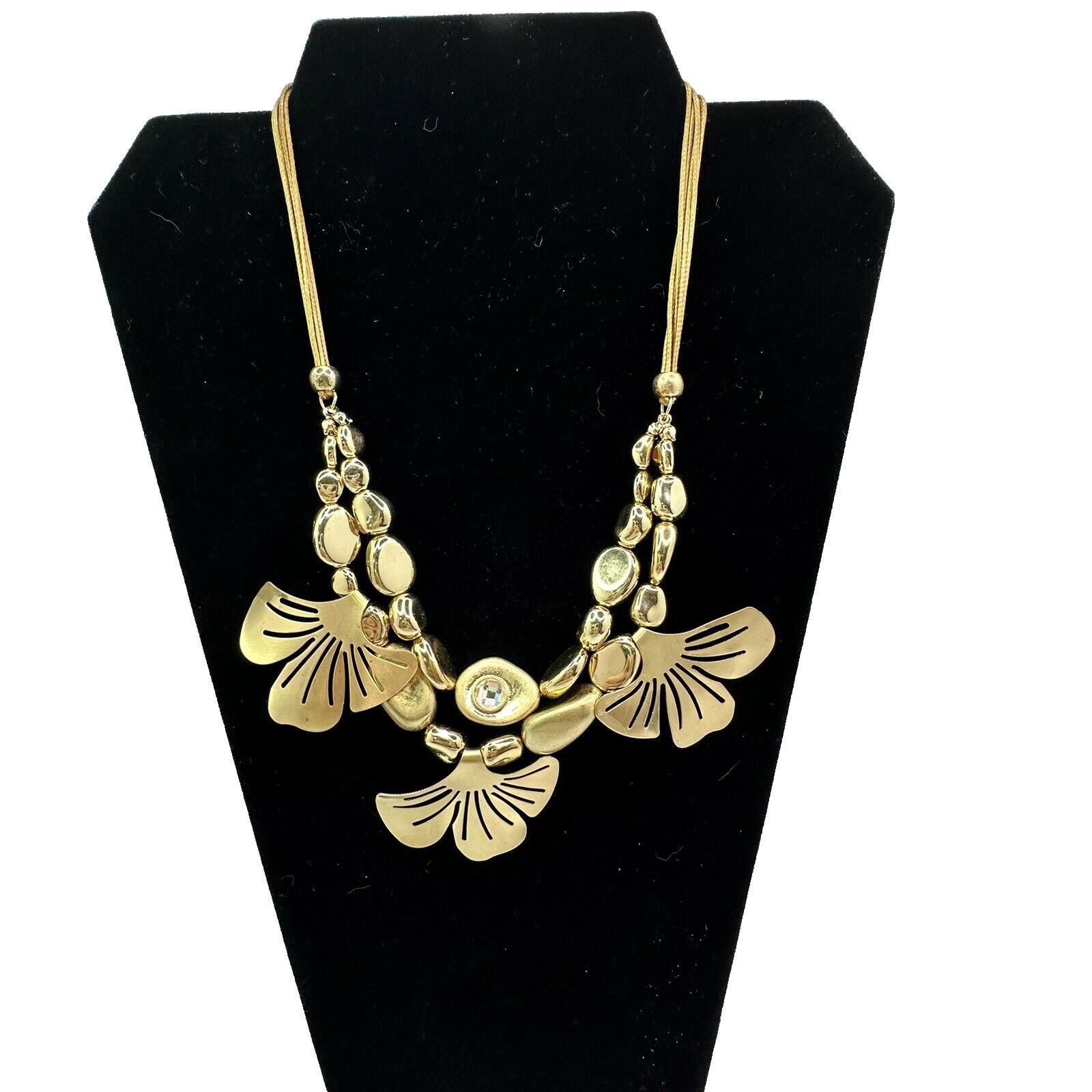 Other C 1946 Signed Gold Tone Gingko Leaves Necklace Leather Cord Size ONE SIZE - 1 Thumbnail