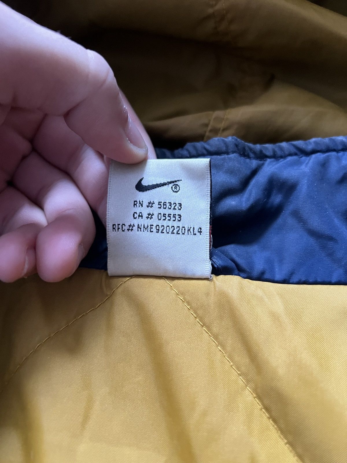 Nike Nike Vintage Jacket Big Logo Cental Swoosh Streetwear Size US XL / EU 56 / 4 - 9 Thumbnail