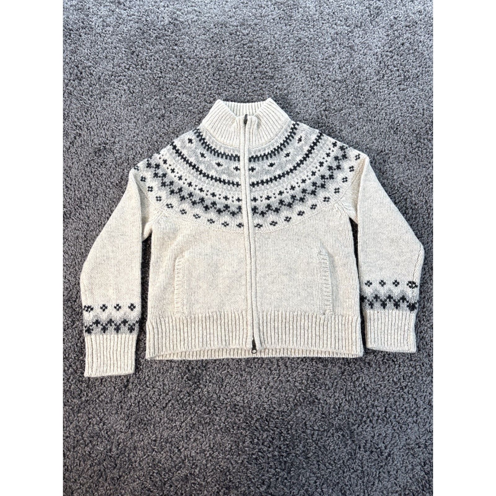 Vintage VINTAGE LL Bean Sweater Cardigan Full Zip Mock Neck Knit Wool Petites S White 90s Outdoor Ski Pockets Woman Size S / US 4 / IT 40 - 2 Thumbnail