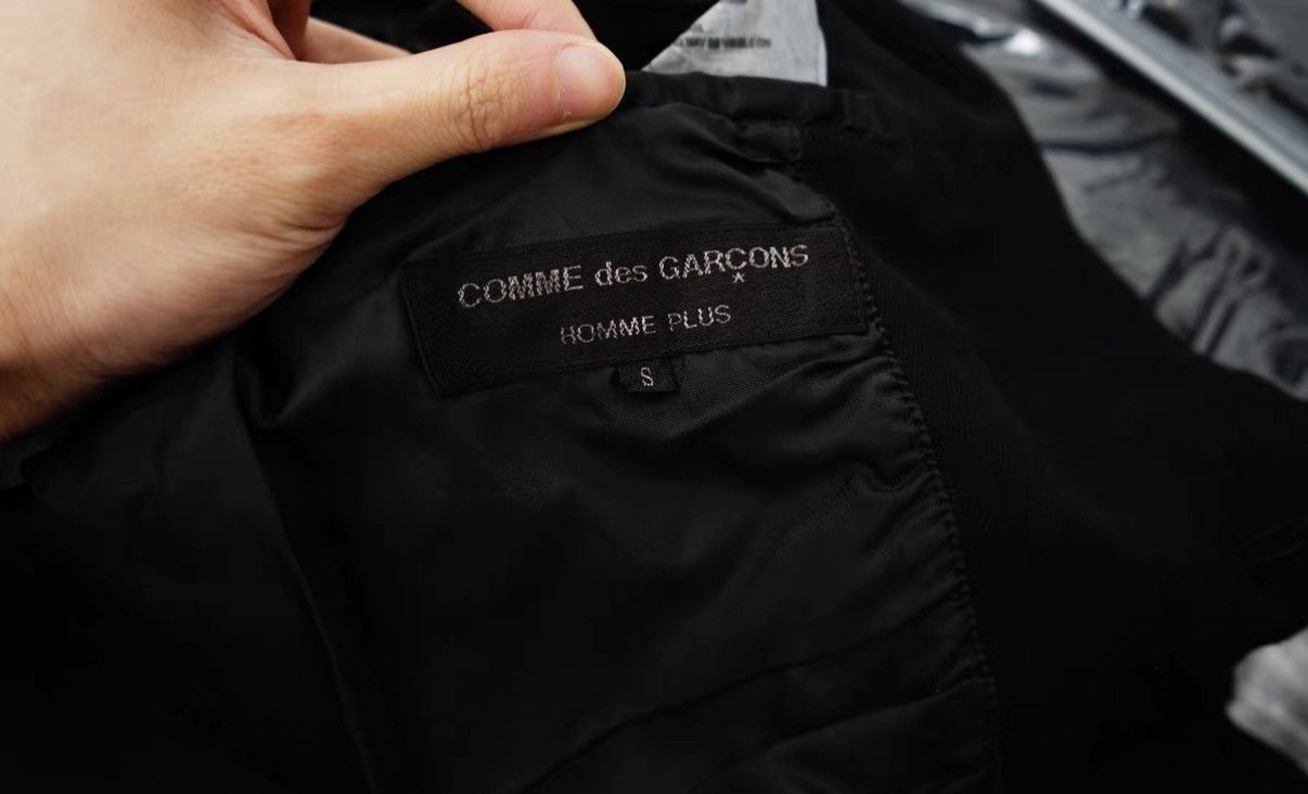 Comme des Garcons Comme des Garçons Embroidered Polyester Blazer Size US S / EU 44-46 / 1 - 8 Thumbnail