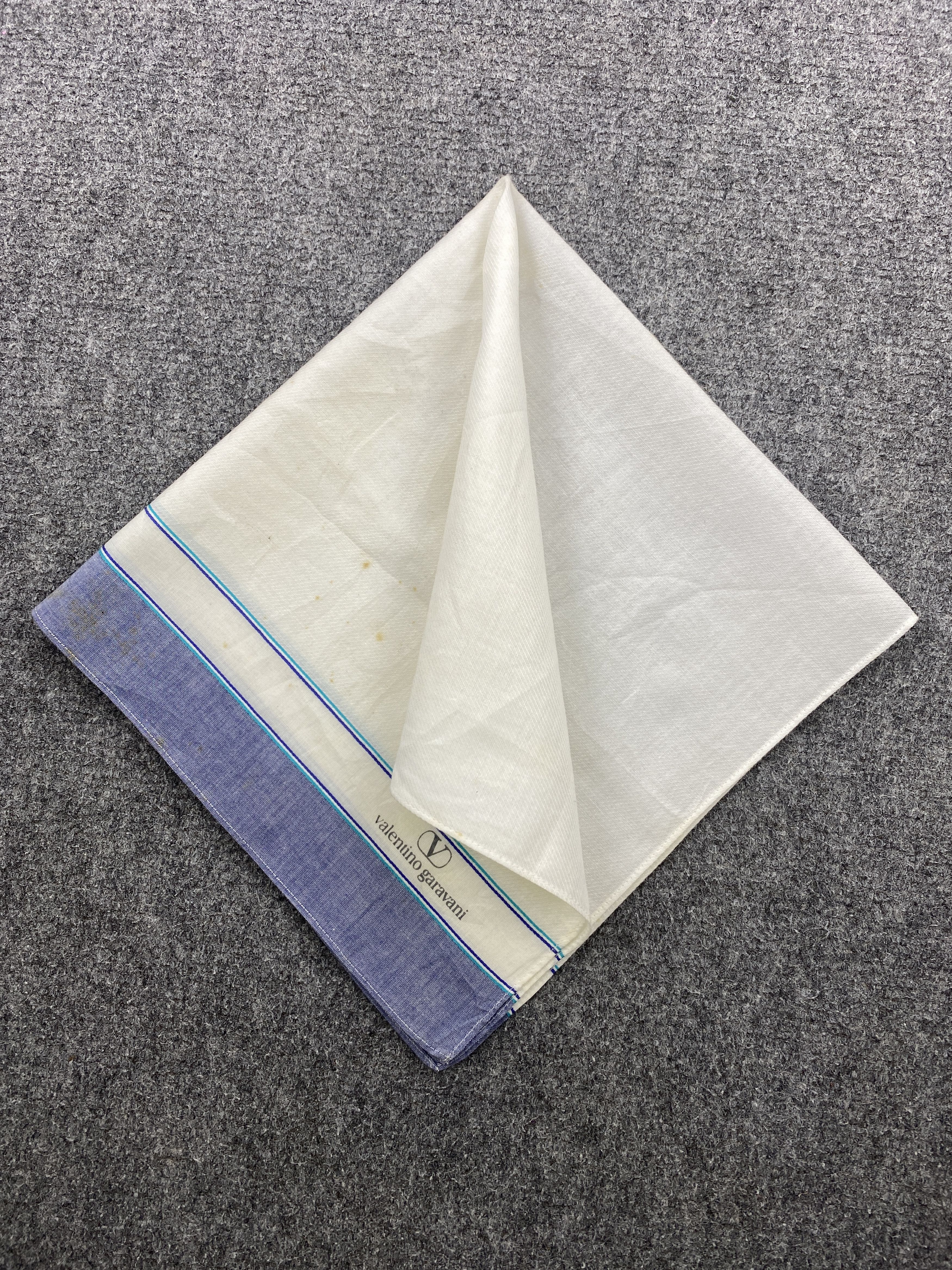 Valentino Valentino Garavani Handkerchief Neckerchief HKC0759 Size ONE SIZE - 3 Thumbnail