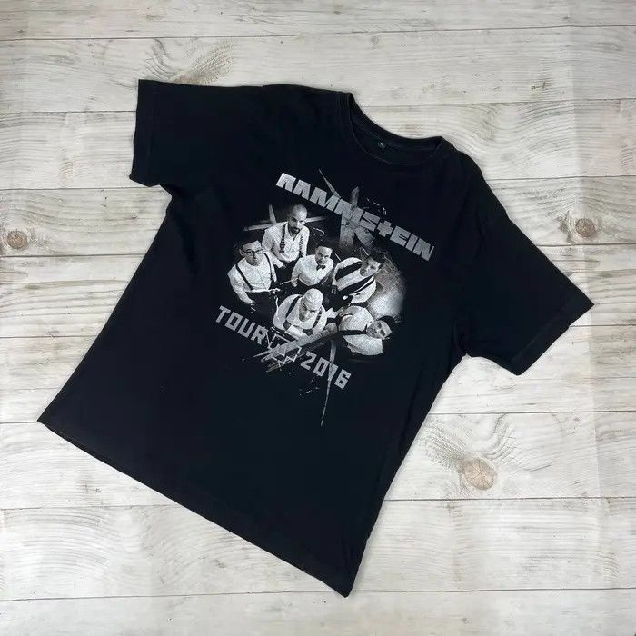 Vintage Vintage Rammstein Festival Tour 2016 T-Shirt Rock Band Y2K Size US XL / EU 56 / 4 - 1 Thumbnail