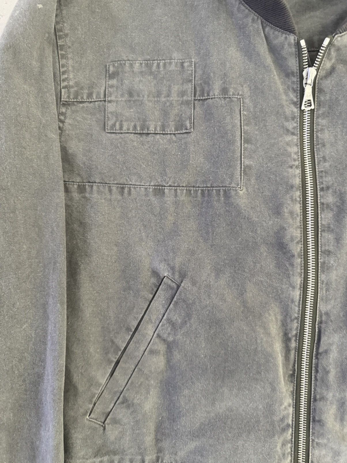John Elliott John Elliott Bomber Season 7 Sz 3 Size US L / EU 52-54 / 3 - 2 Thumbnail