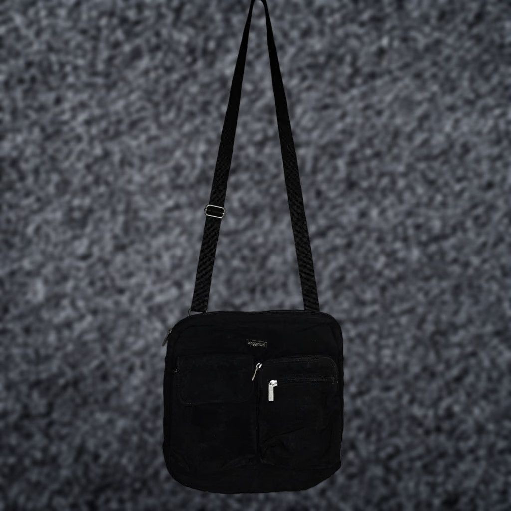 Vintage Baggallini Everyplace Crossbody Bag Purse Black Nylon Tan Lining Medium Women Crossbody Bag Size ONE SIZE - 1 Thumbnail
