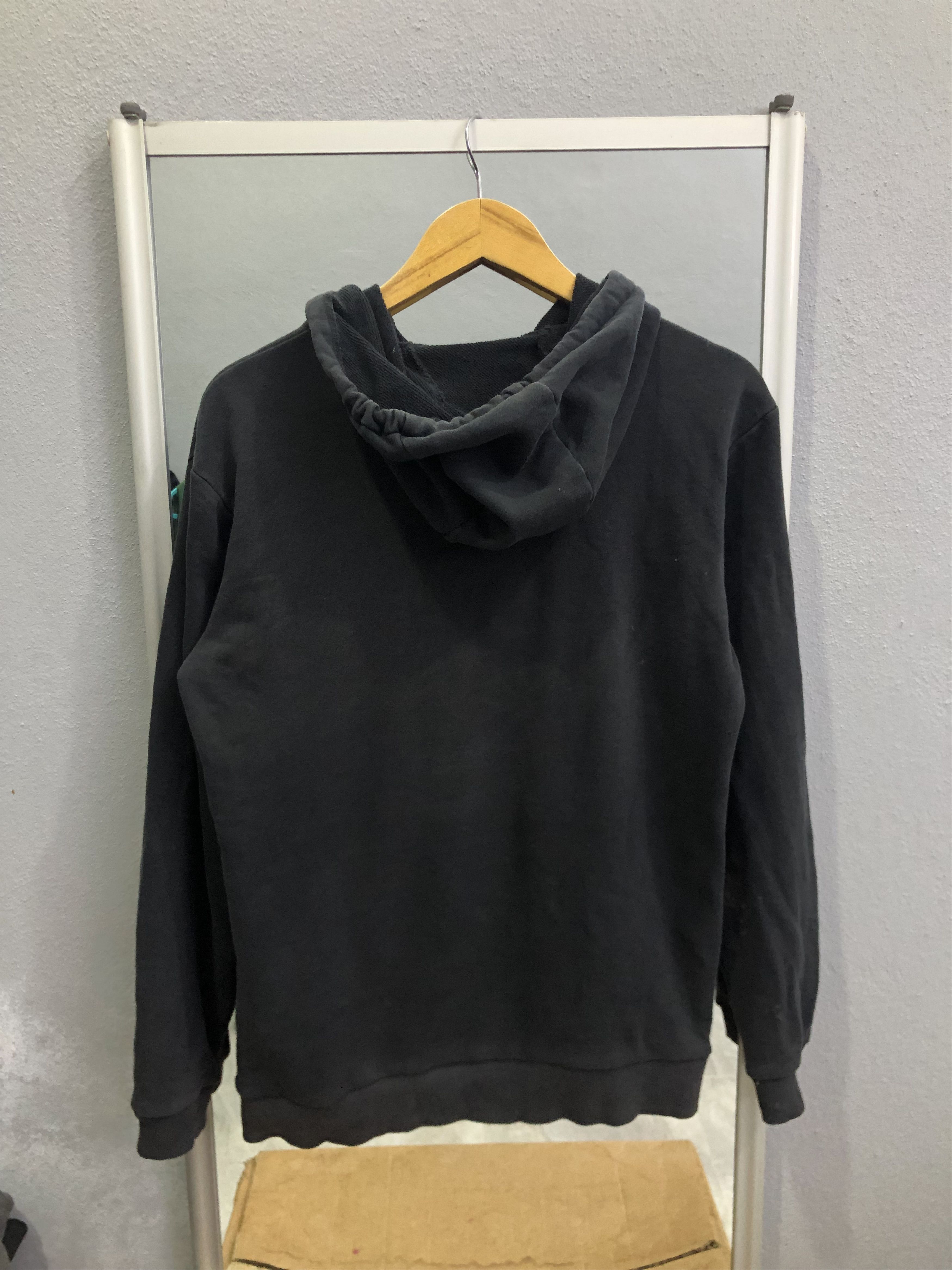 Other FC Barcelona Embossed Crest Black Hoodie Distressed Size US S / EU 44-46 / 1 - 11 Thumbnail