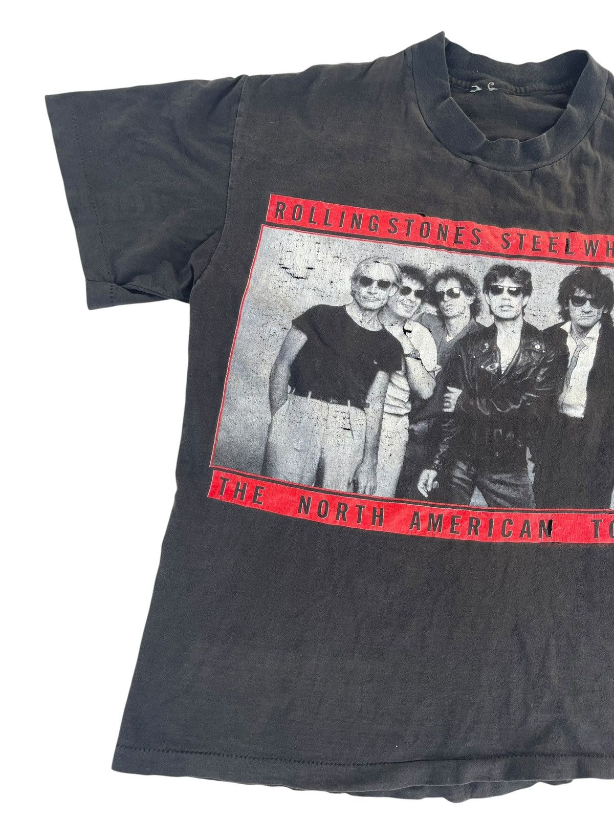 Band Tees Thrashed 1990 Vintage Rolling Stones Distressed Shirt Tee Size US M / EU 48-50 / 2 - 3 Thumbnail