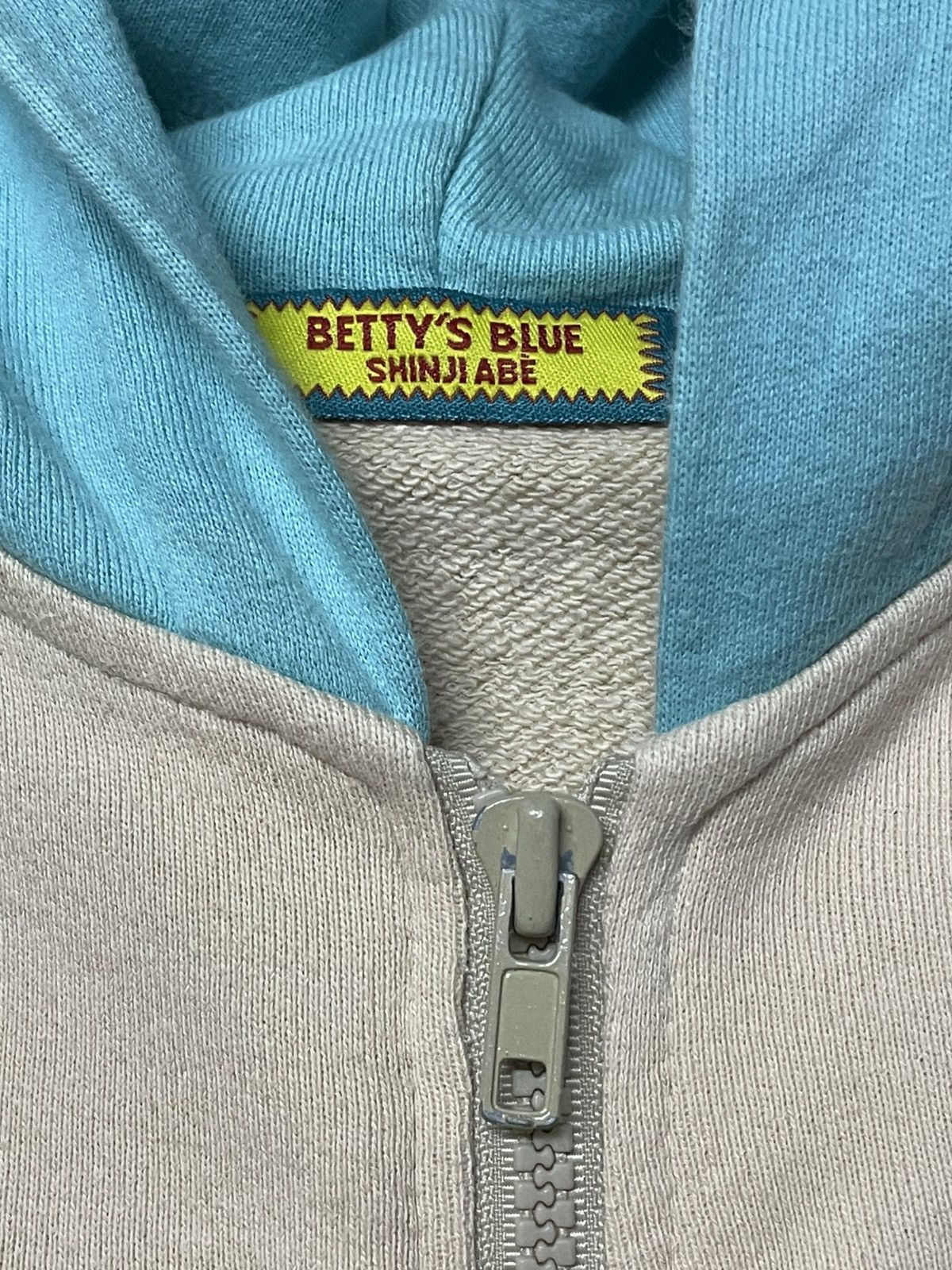 Japanese Brand Vintage 90s Japan Bettys Blue Shinji Abe Stop The War Hoodie Size US L / EU 52-54 / 3 - 10 Thumbnail
