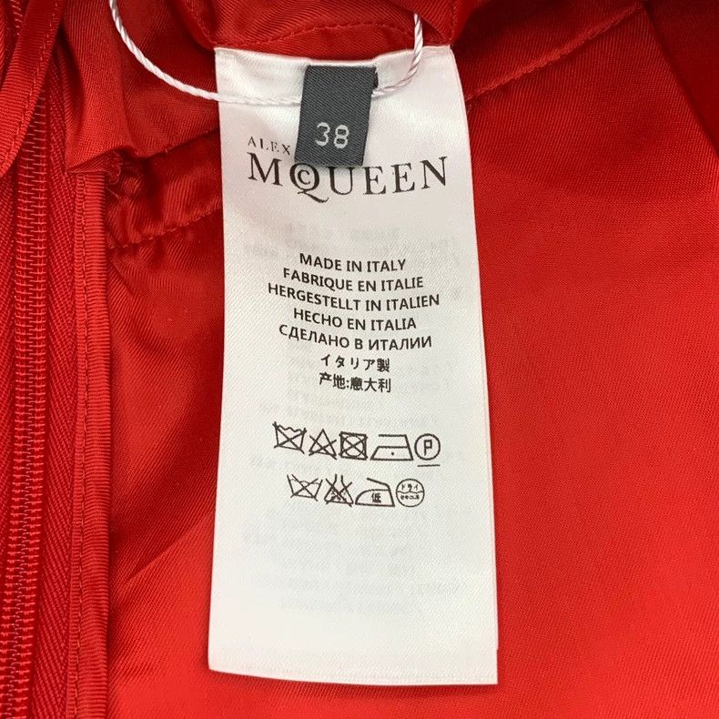 Alexander McQueen Alexander Mcqueen Red round-neck short-sleeved dress Size XS / US 0-2 / IT 36-38 - 7 Thumbnail