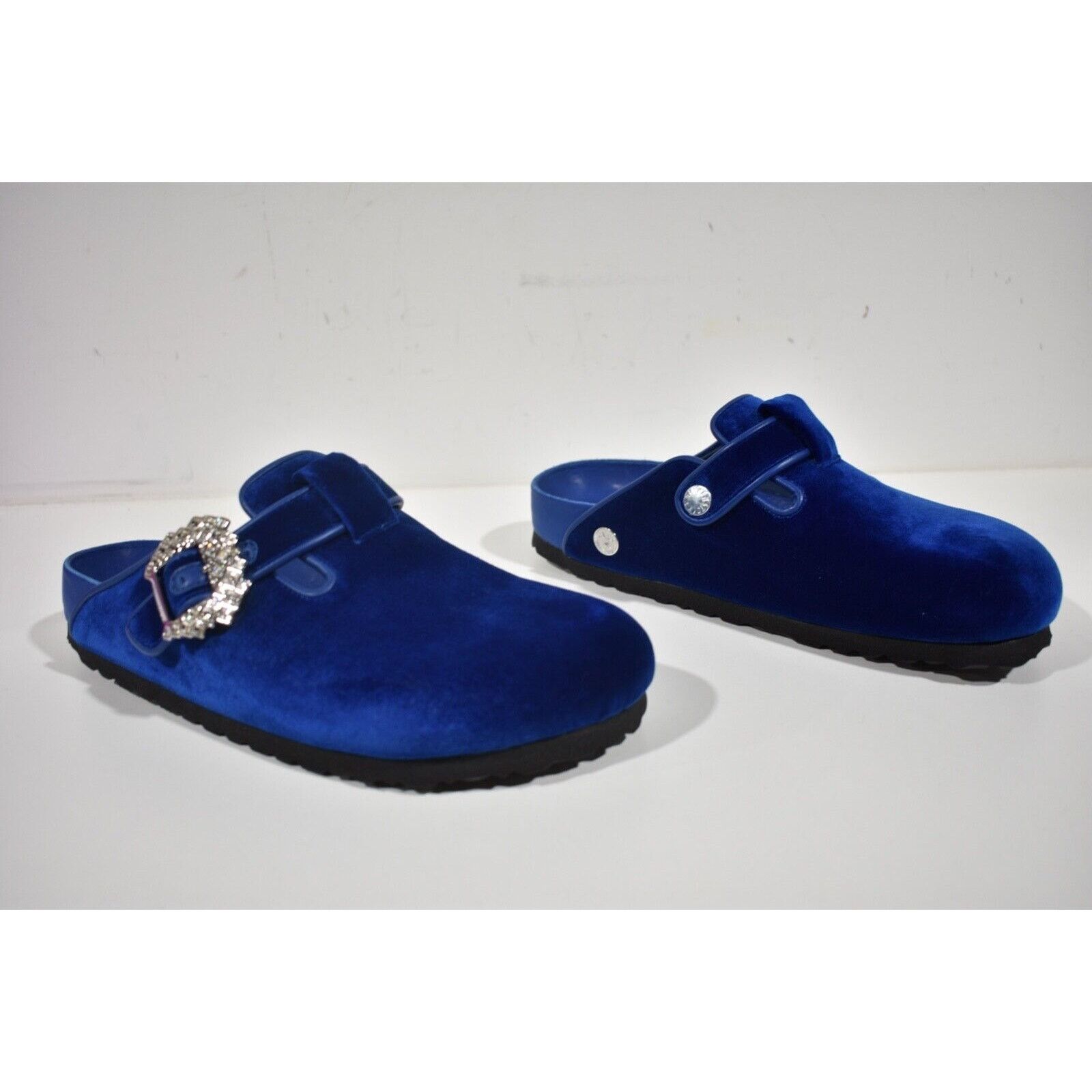 Manolo Blahnik Birkenstock Boston Crystal Buckle Velvet Backless Mule 36 Size US 6 / IT 36 - 4 Thumbnail