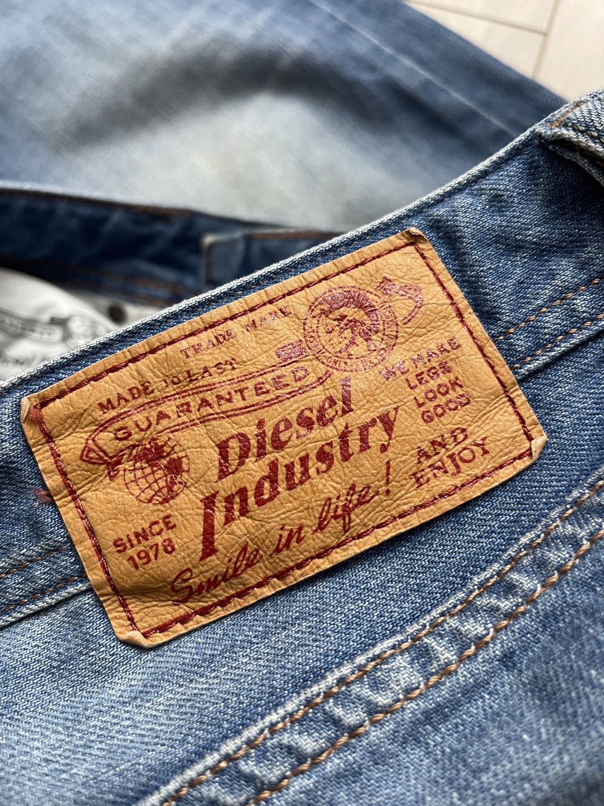 Diesel × Vintage Vintage Diesel Blue Jeans Distressed Denim Size US 32 / EU 48 - 14 Thumbnail