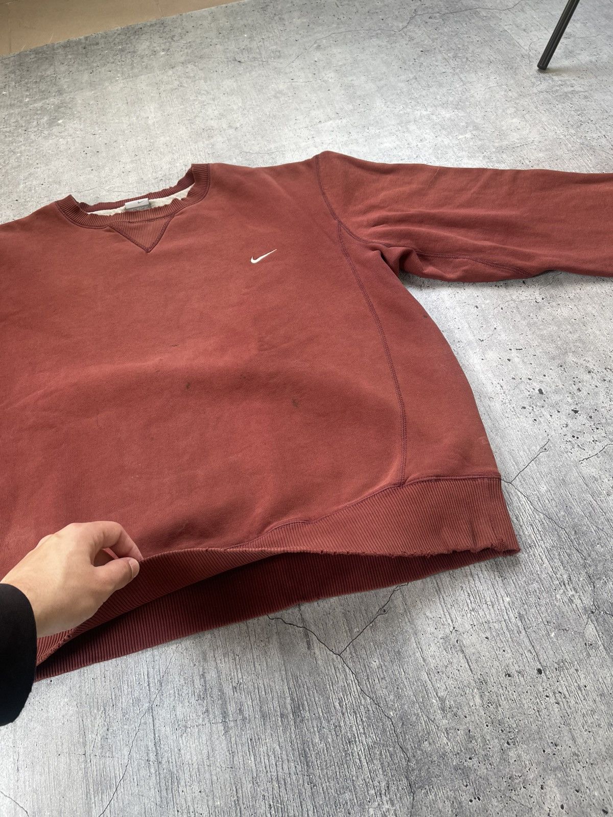 Nike × Vintage 🔥CRAZY Nike Vintage Brown Distressed Sweatshirt🔥 Size US L / EU 52-54 / 3 - 11 Thumbnail