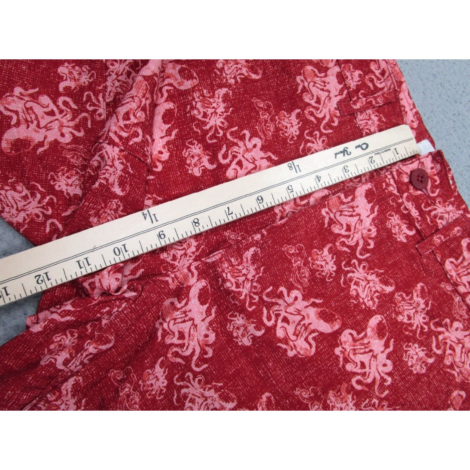 Sperry Sperry Shorts Mens 30 Red Submersible Hybrid Walkshort Squid Octopus Print Beach Chino Casual Size US 30 / EU 46 - 7 Thumbnail