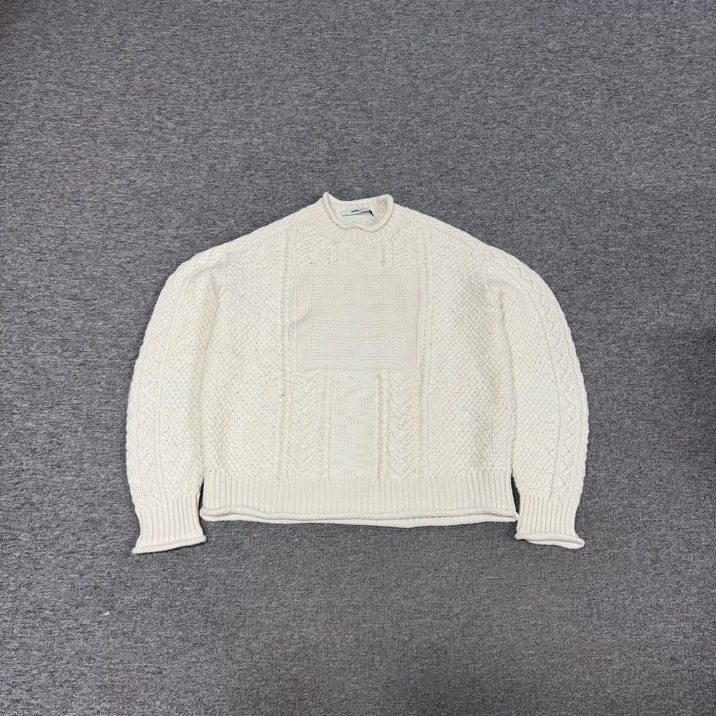 Givenchy Givenchy 4G Logo Oversized Cable Knit Sweater Size US L / EU 52-54 / 3 - 1 Thumbnail