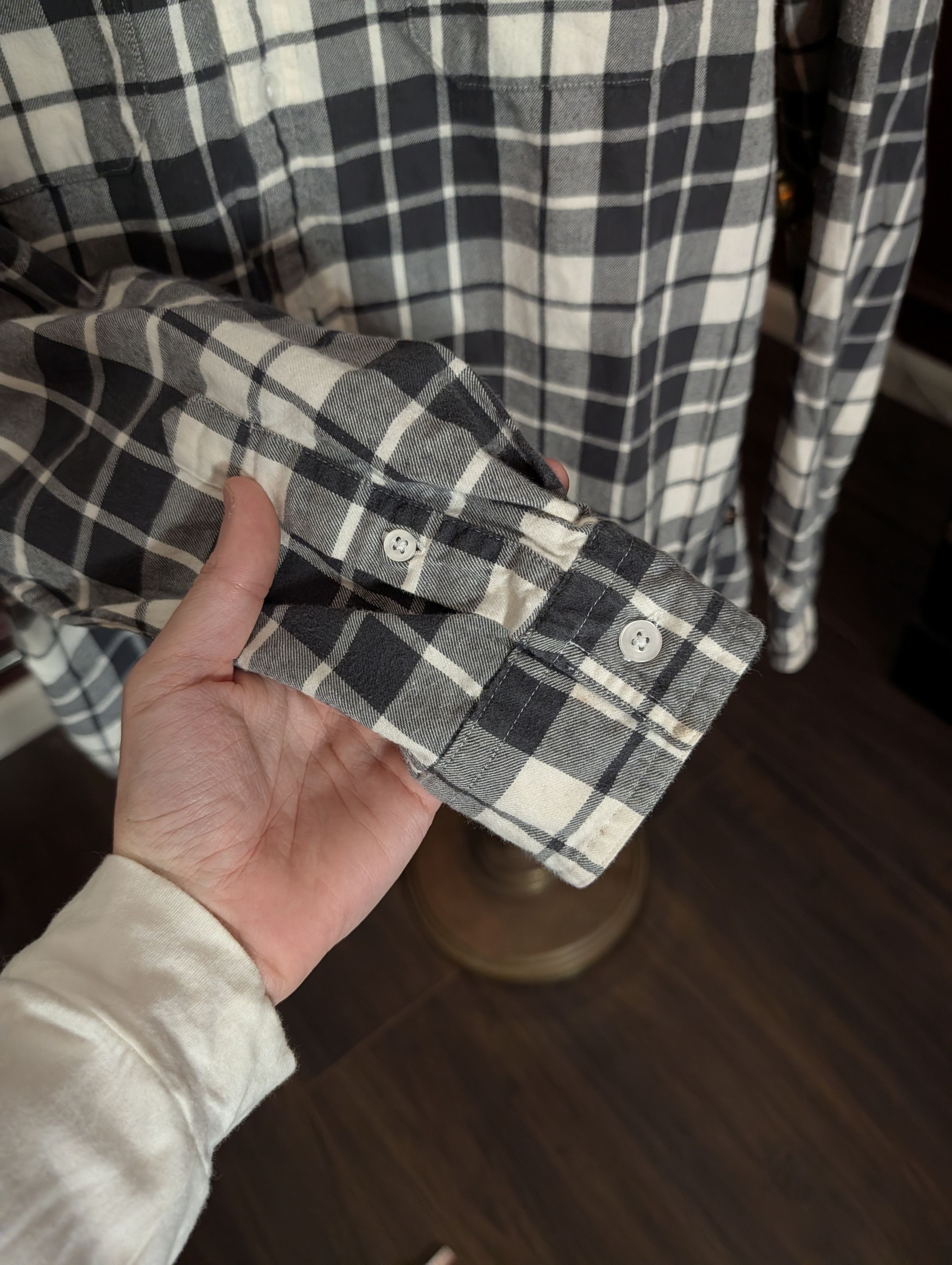 Allen Edmonds Plaid flannel dual chest pocket black/white button up shirt Size US M / EU 48-50 / 2 - 5 Thumbnail