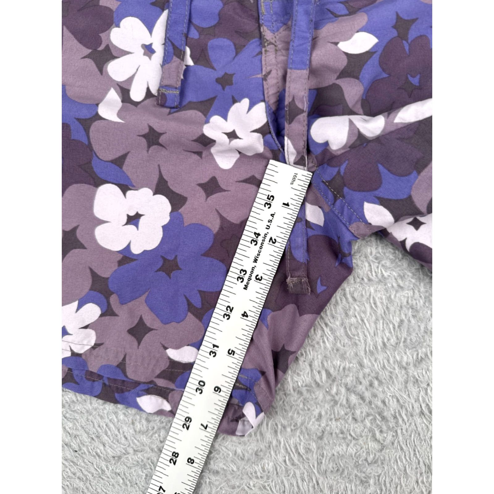Patagonia Cabelas Boardshorts Women 16 Purple Blue Floral 6" 100% Polyester Womens Size ONE SIZE - 7 Thumbnail