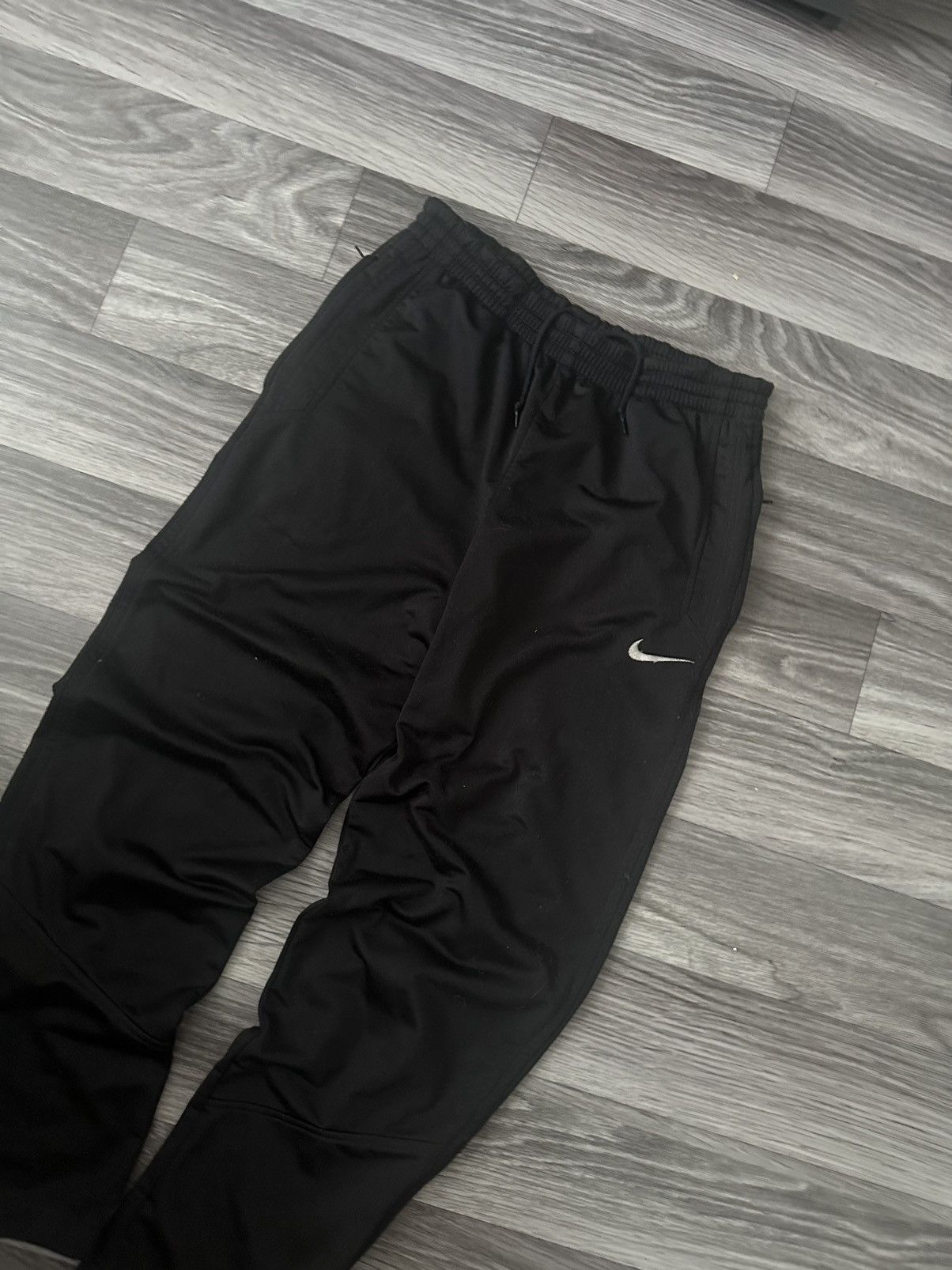 Nike Nike Vintage Black Baggy y2k Jogger Sweetpants Big Swoosh Size US 32 / EU 48 - 4 Thumbnail