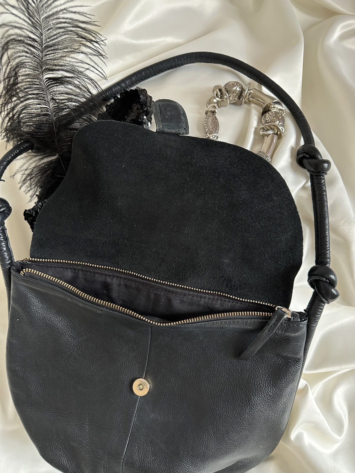 Vintage Vintage black leather shoulder bag Size ONE SIZE - 6 Thumbnail