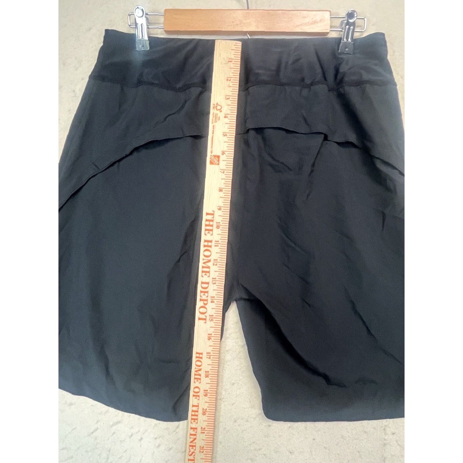 Vintage Baleaf Sports Bermuda Shorts Mens L Black Athletic Shorts Tie Elastic Waist Flat Front Regular Cotton Sports Mens Size US 33 - 4 Thumbnail