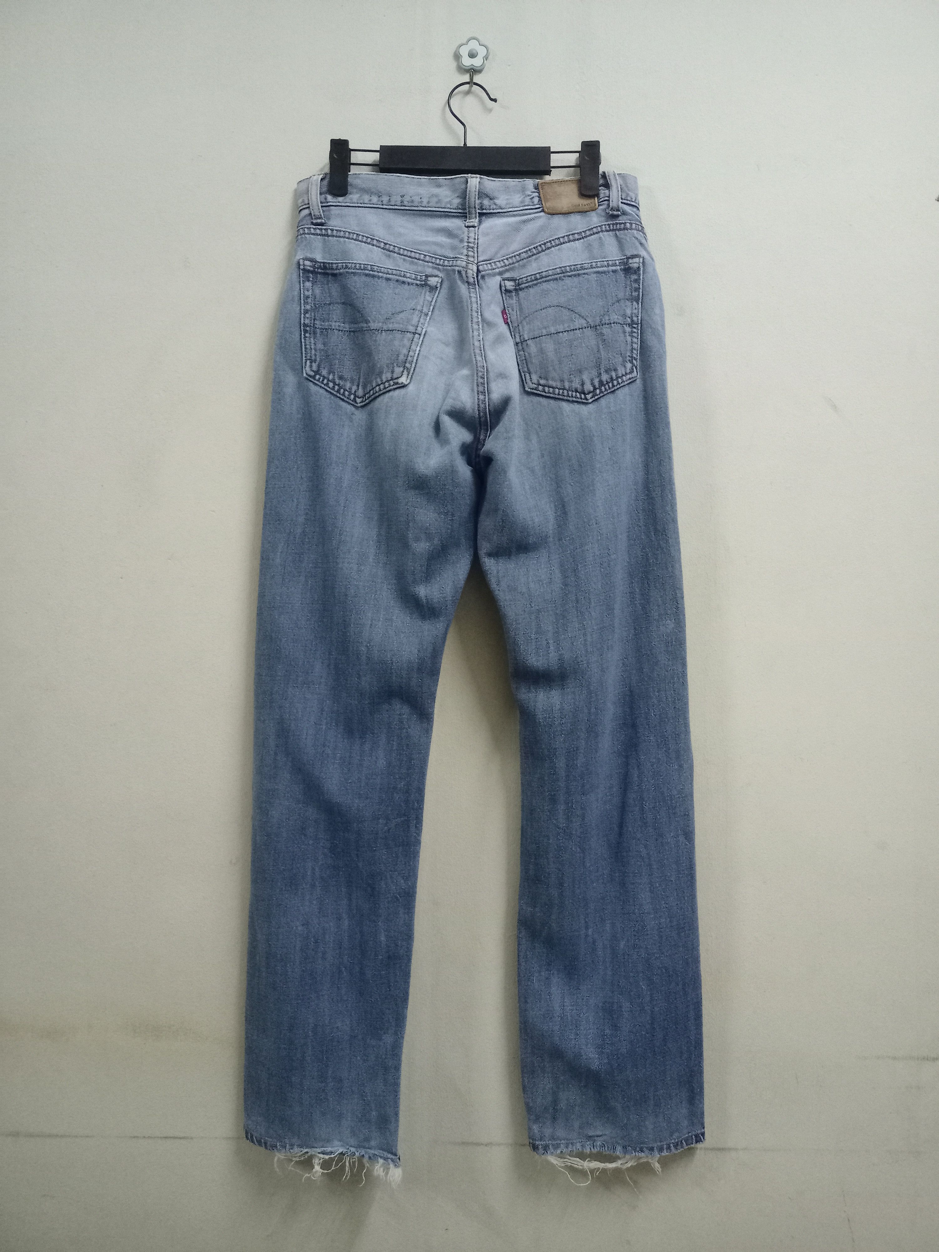 Japanese Brand Vintage Japanese Brand Blue Wash Loose Style Jeans Size US 29 - 2 Thumbnail