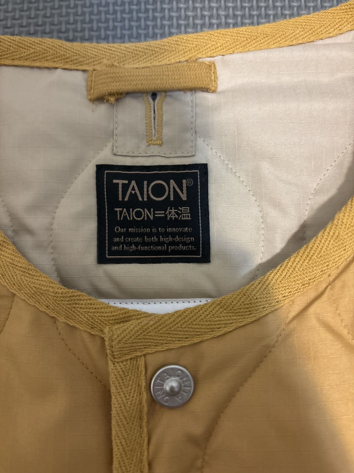 TAION Taion wave quilt liner jacket gold Size US L / EU 52-54 / 3 - 5 Thumbnail