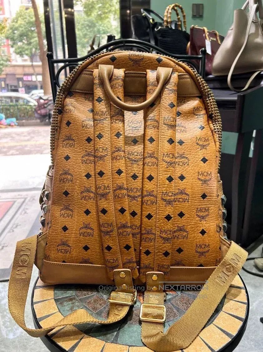 MCM MCM Caramel Rivet Large Backpack. Size ONE SIZE - 4 Thumbnail