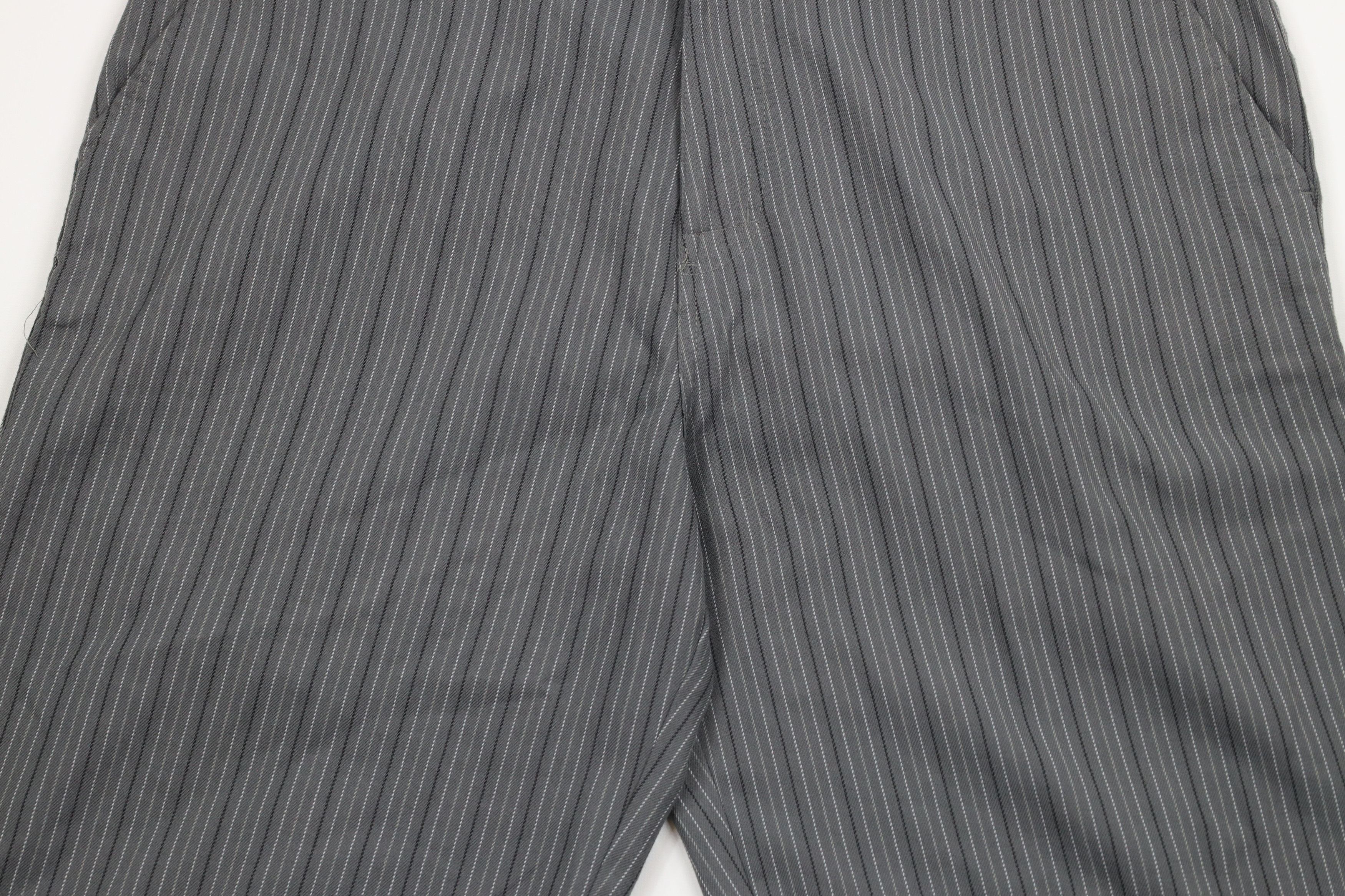 O'Neill × Vintage Vintage O'Neill Surfing Faded Striped Baggy Fit Shorts Gray Size US 36 / EU 52 - 3 Thumbnail