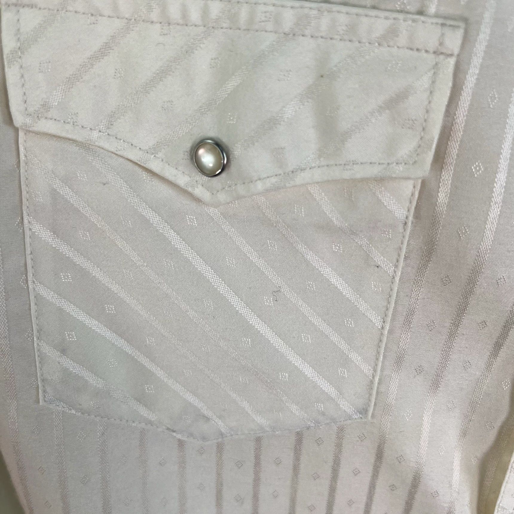 Wrangler VINTAGE Wrangler Western Shirt Mens L Yellow Striped Button-Up Long Sleeve 32in Chest 48in Casual Western Theme Mens Size US L / EU 52-54 / 3 - 5 Thumbnail