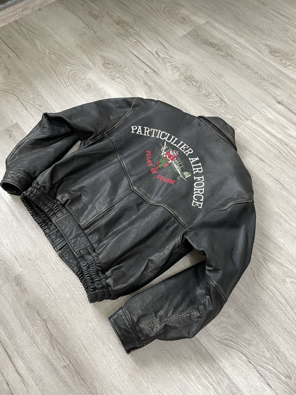 image of Made In USA x US Air Force Usa Army Leather Jacket Air Force Vintage Bomber in Black (Size Large)