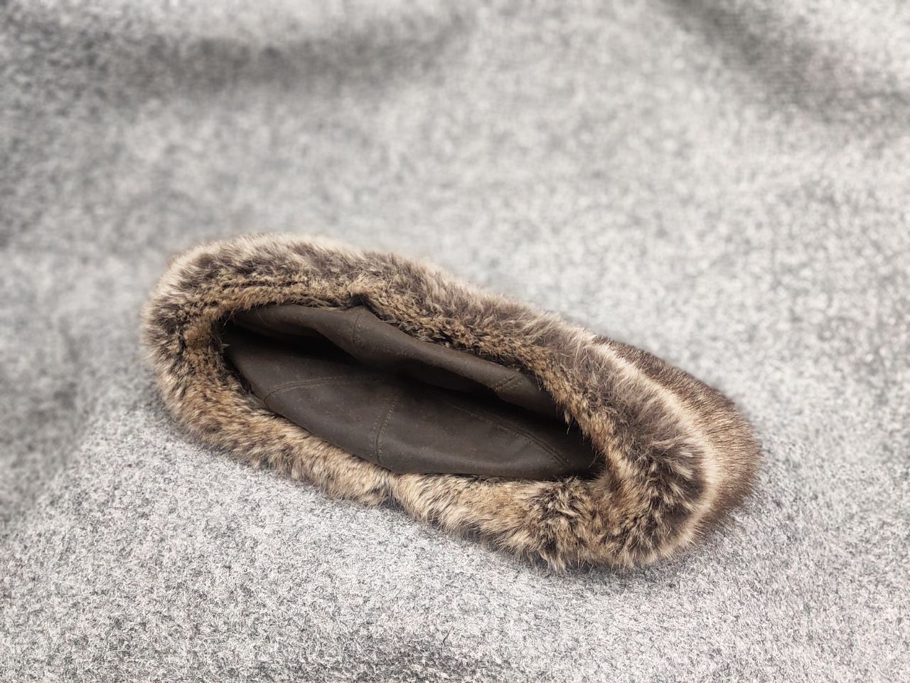 Barbour Barbour Ambush Waxed Unisex Hat Faux Fur Olive Fleece Lining Size ONE SIZE - 7 Thumbnail