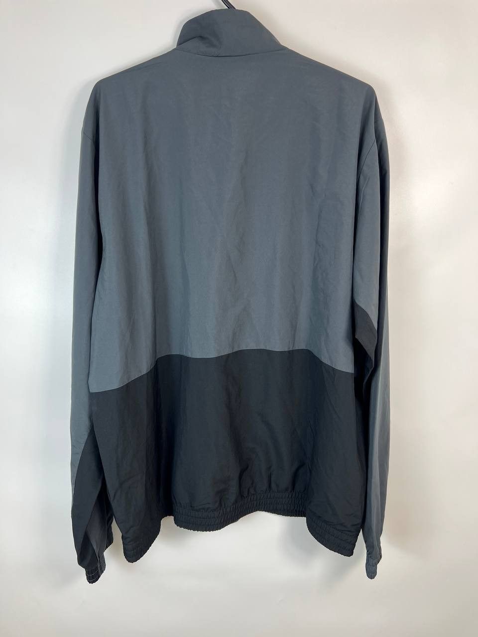 Umbro CARLISLE UNITED UMBRO JACKET TRAINING FOOTBALL SOCCER Sz XL Size US XL / EU 56 / 4 - 6 Thumbnail
