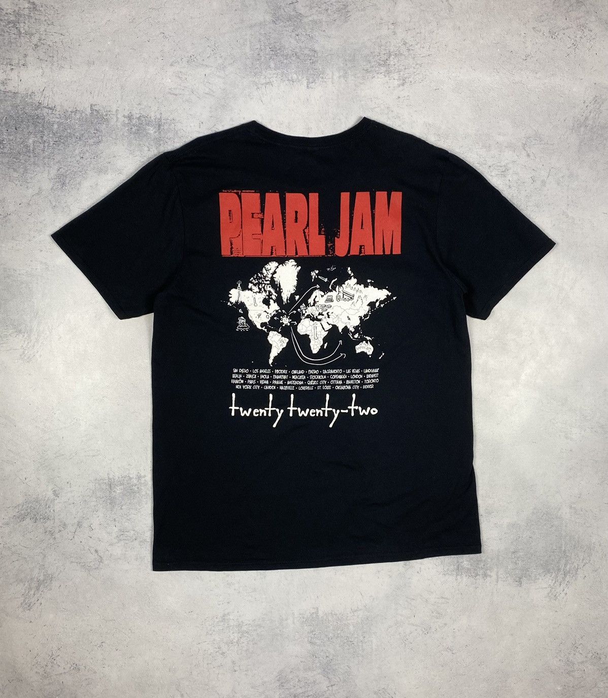 Band Tees Pearl Jam Tour 2022 Black Don't Give Up Crew Neck T Shirt Size US L / EU 52-54 / 3 - 10 Thumbnail