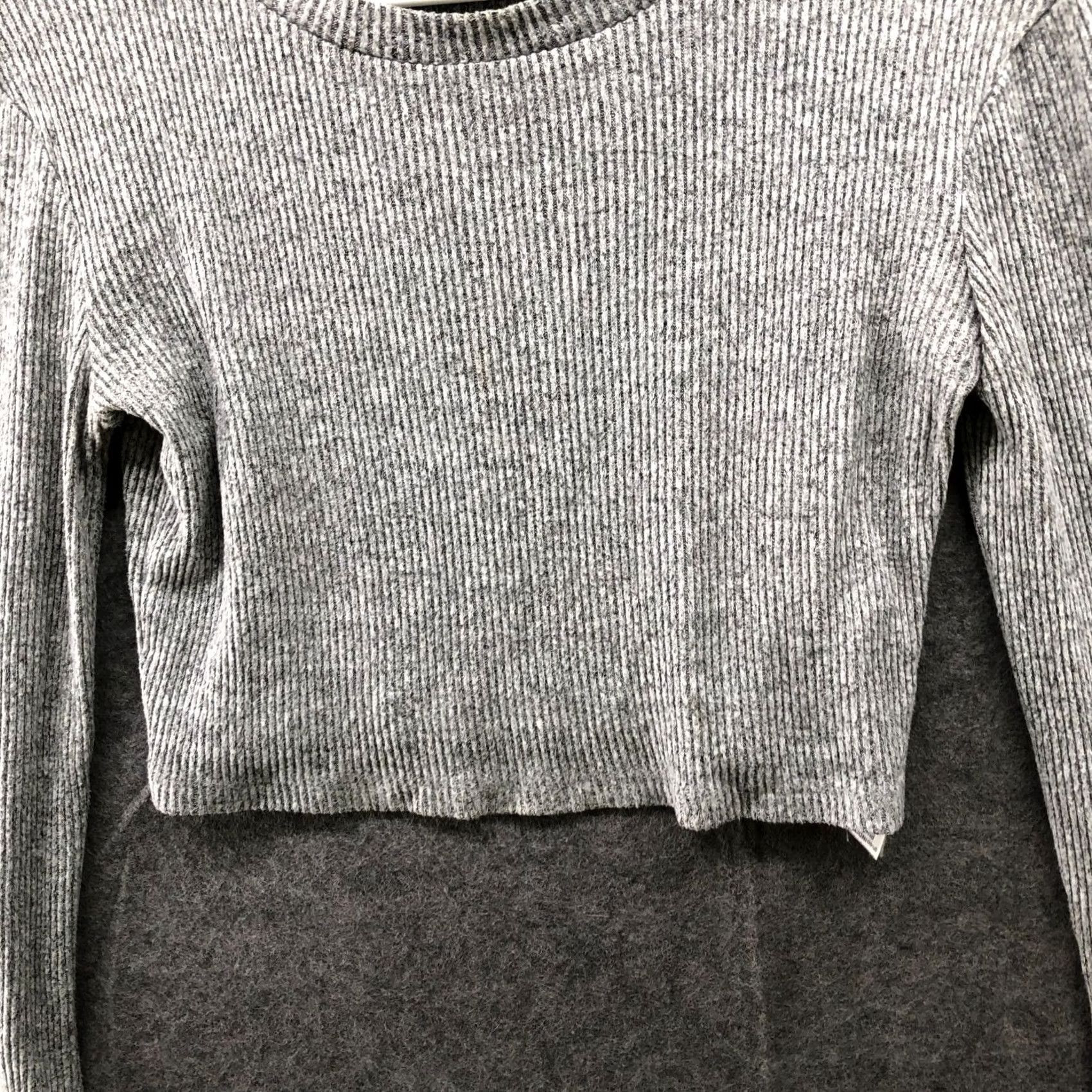 Zara Zara T-Shirt Womens S Cropped Ribbed Gray Long Sleeve Crewneck Stretchy Shirt Size S / US 4 / IT 40 - 4 Thumbnail
