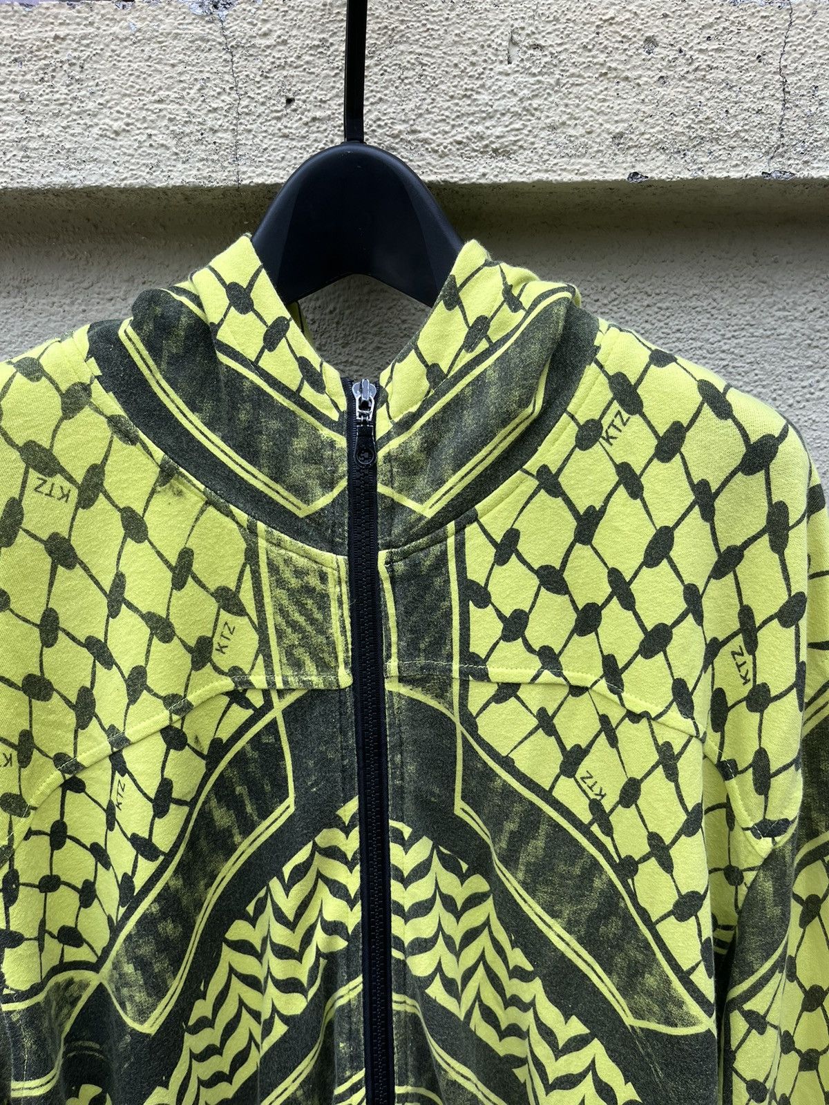 KTZ Ktz acid yellow/black hoodie Size US M / EU 48-50 / 2 - 2 Thumbnail