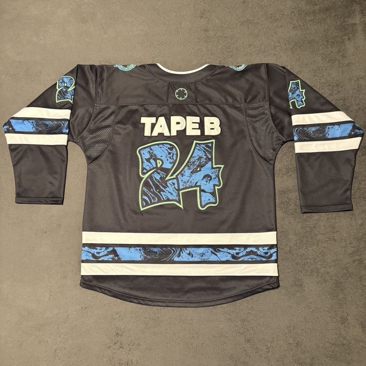 Other TAPE B TOUR HOCKEY JERSEY Size US XL / EU 56 / 4 - 2 Thumbnail