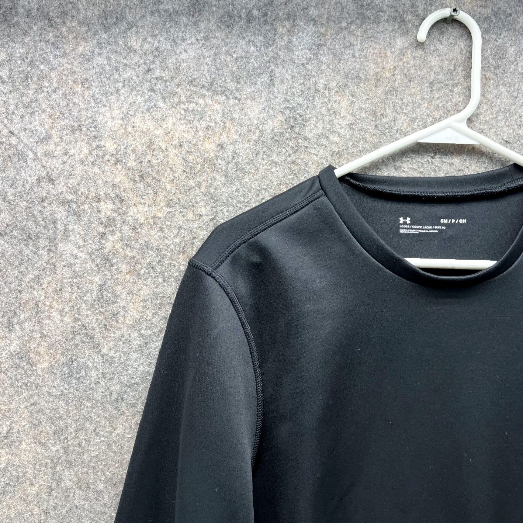 Under Armour Under Armour Sweater Men Small Black Pullover Crew Neck Knit Polyester Size US S / EU 44-46 / 1 - 3 Thumbnail