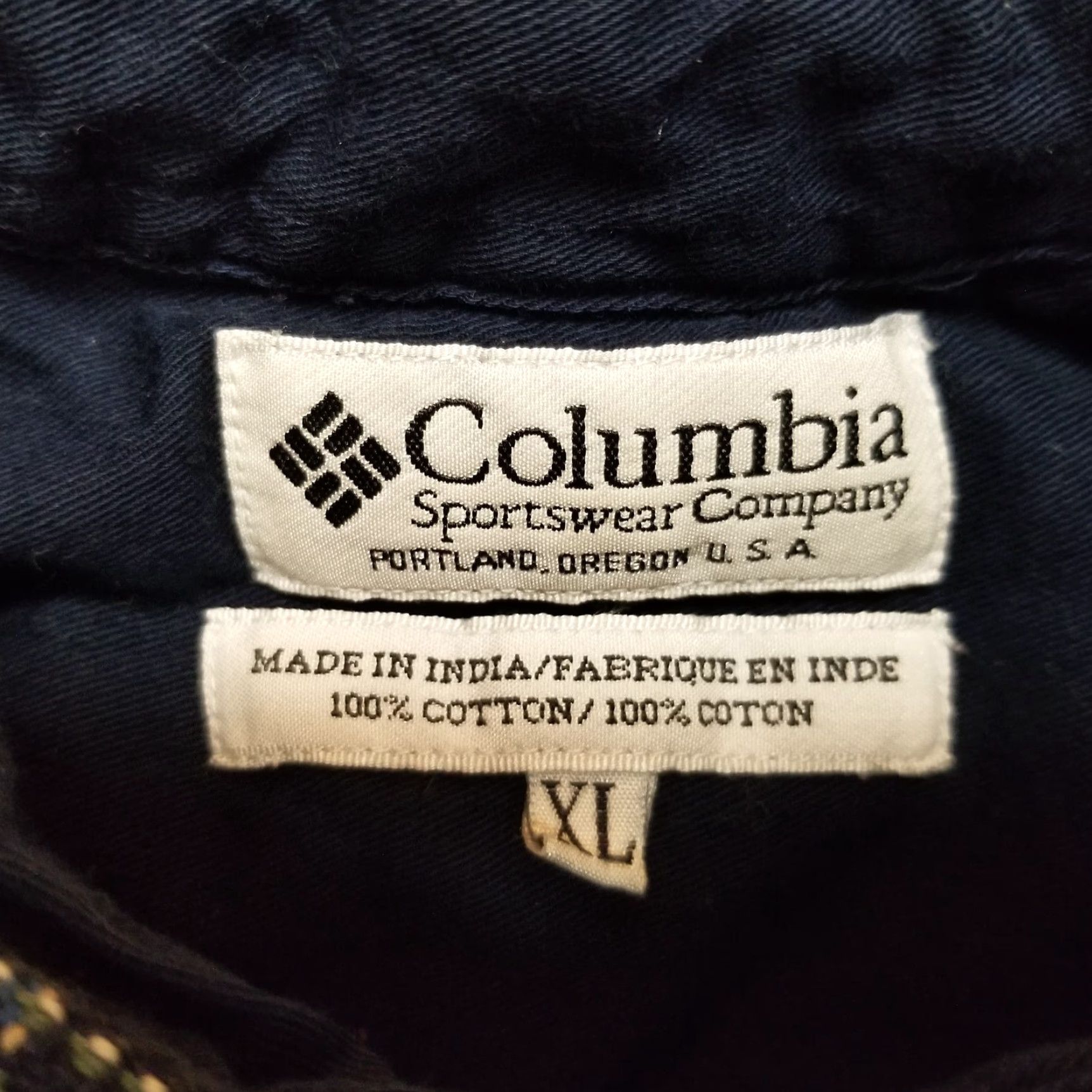 Vintage VINTAGE Columbia Shirt Mens XL Blue Plaid Button Long Sleeve 100% Cotton Casual Size US XL / EU 56 / 4 - 7 Thumbnail