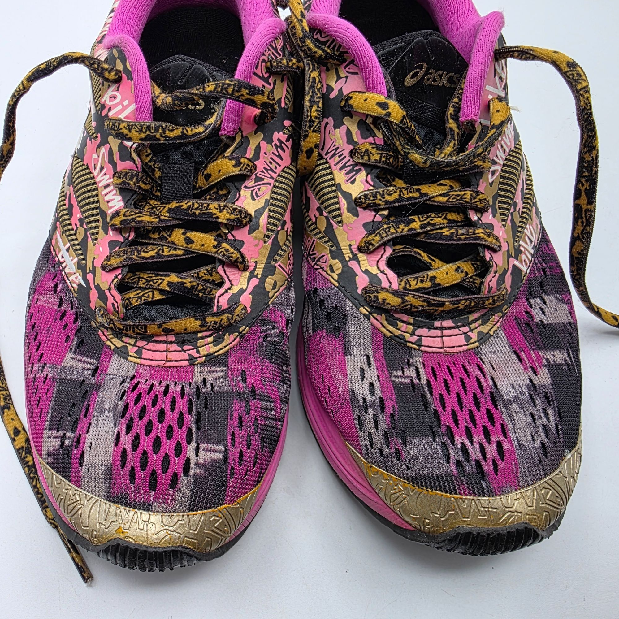 Asics Asics Gel Noosa Tri 10 Womens Size 7 Black Neon Pink Triathl Size US 7 / IT 37 - 10 Thumbnail