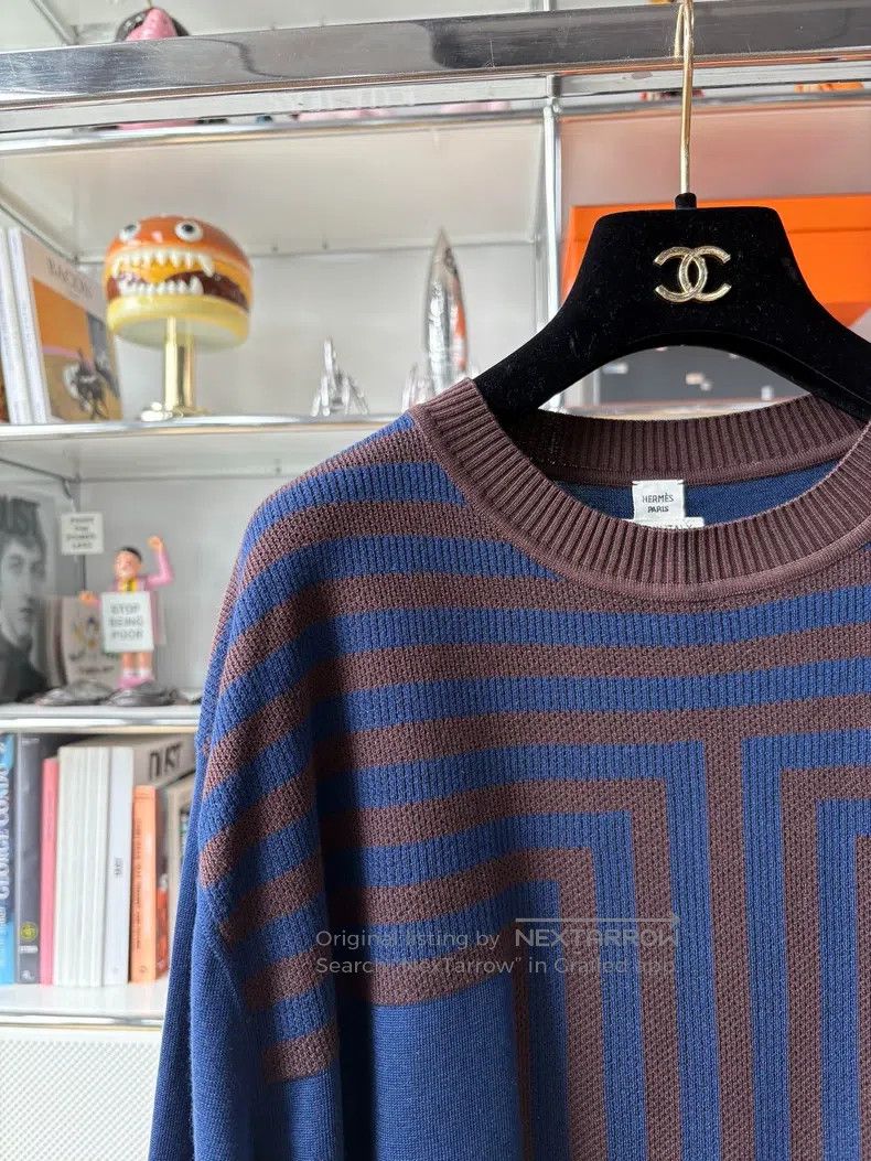 Hermes Hermes Blue Brown Geometric Pattern Round Neck Short Sleev Size XS / US 0-2 / IT 36-38 - 3 Thumbnail