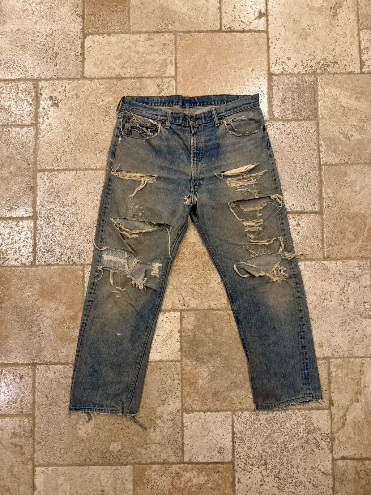 Levi's Vintage Clothing Vintage Levi’s 60’s-70’s Thrashed Blue Wash Denim Jeans Size 36 - 4 Thumbnail