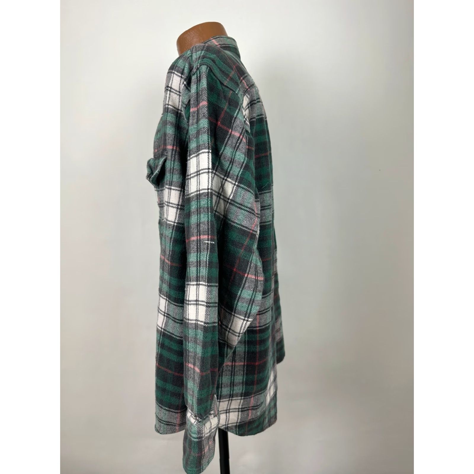 Vintage VINTAGE TXN Rugged Wear Shirt Men L Plaid Heavyweight Cotton Oversized 90s Green Button-Up Long Sleeve Collared Size US L / EU 52-54 / 3 - 6 Thumbnail