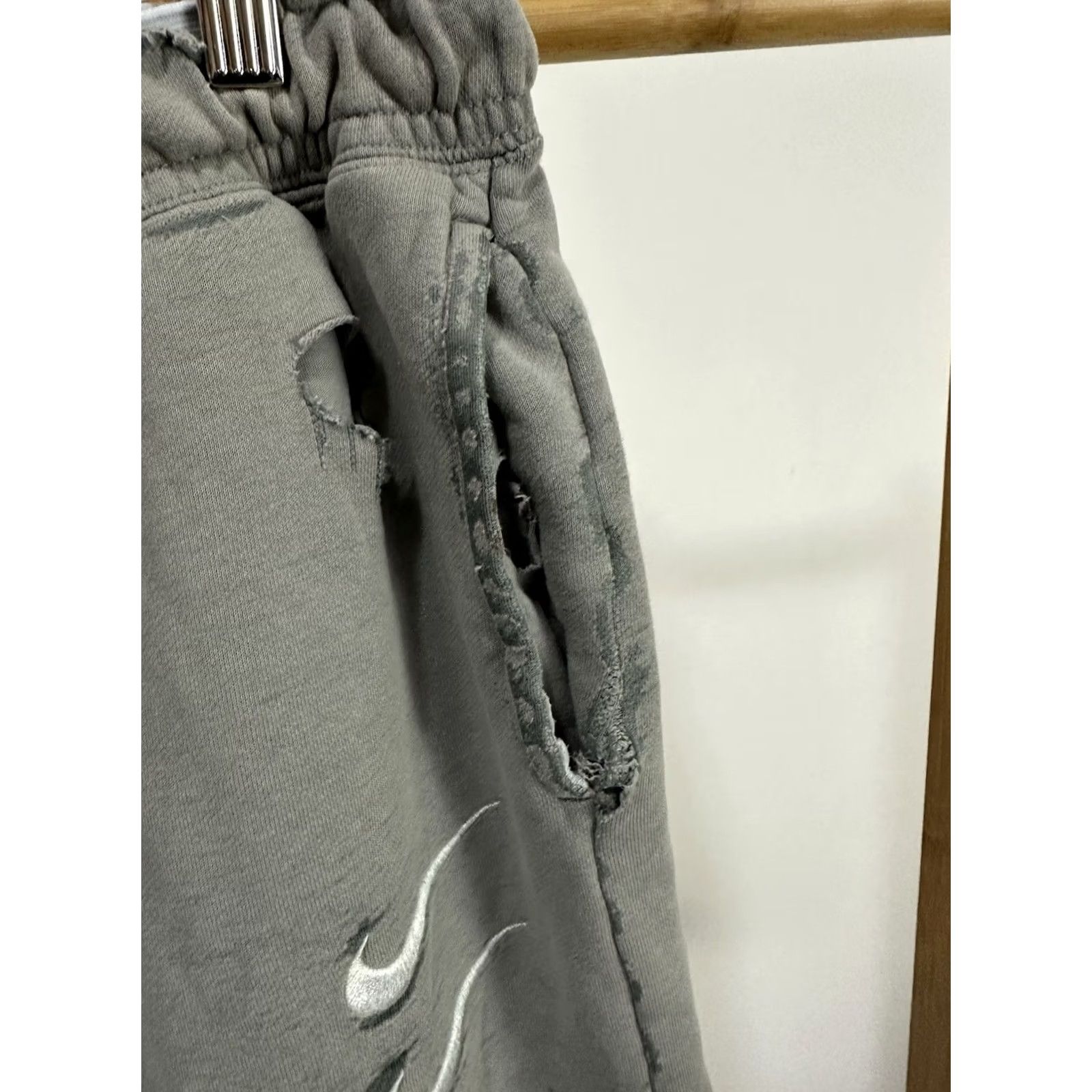 Nike Nike Swoosh Super Thrashed Distressed Worn Faded Soft Shorts XL Gray Mens Shorts XL Distressed NikeSwoosh Thrashed Workwear 90s Theme Mens Size US 36 / EU 52 - 7 Thumbnail