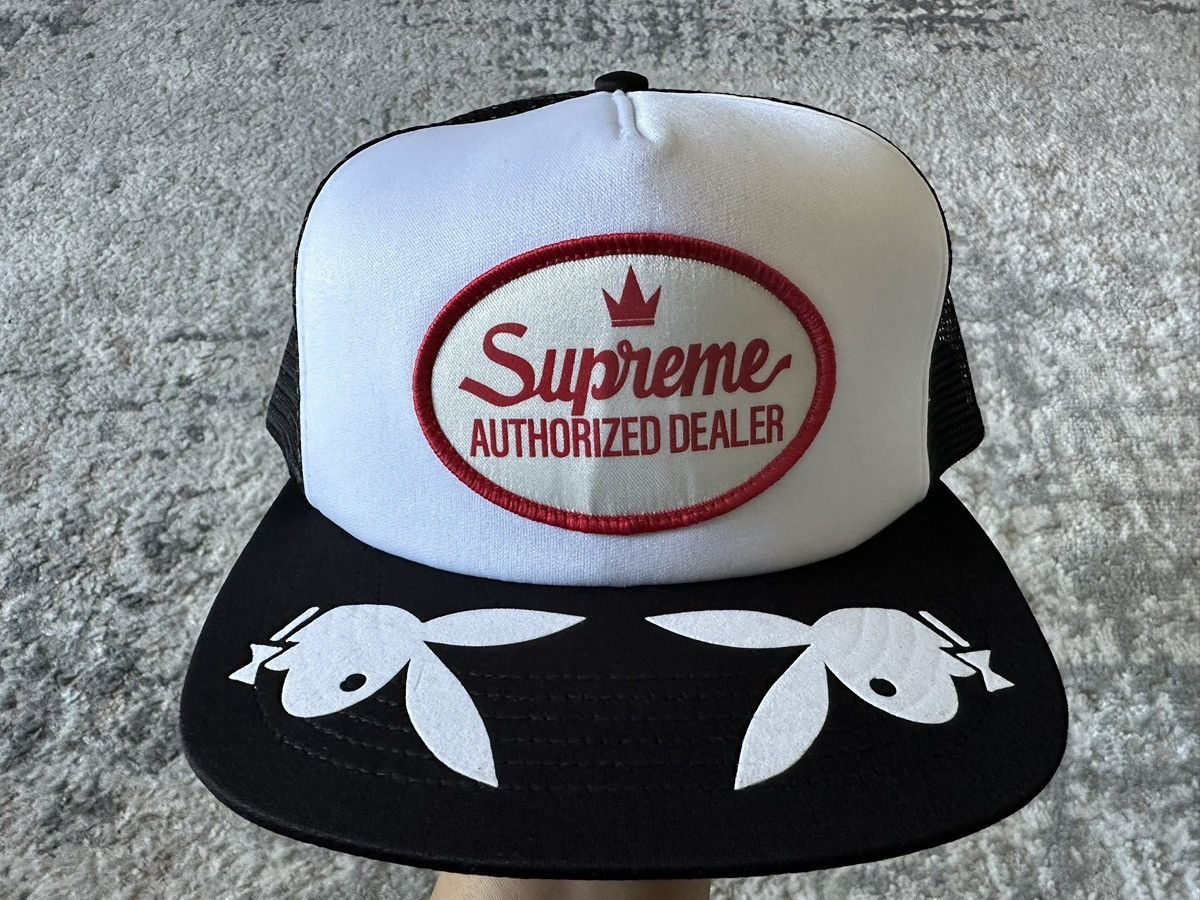 Playboy × Supreme Supreme x Playboy Mesh Back 5-Panel SS26/W3 Size ONE SIZE - 11 Thumbnail